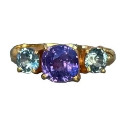 18k Gold Trilogy Sapphires Ring