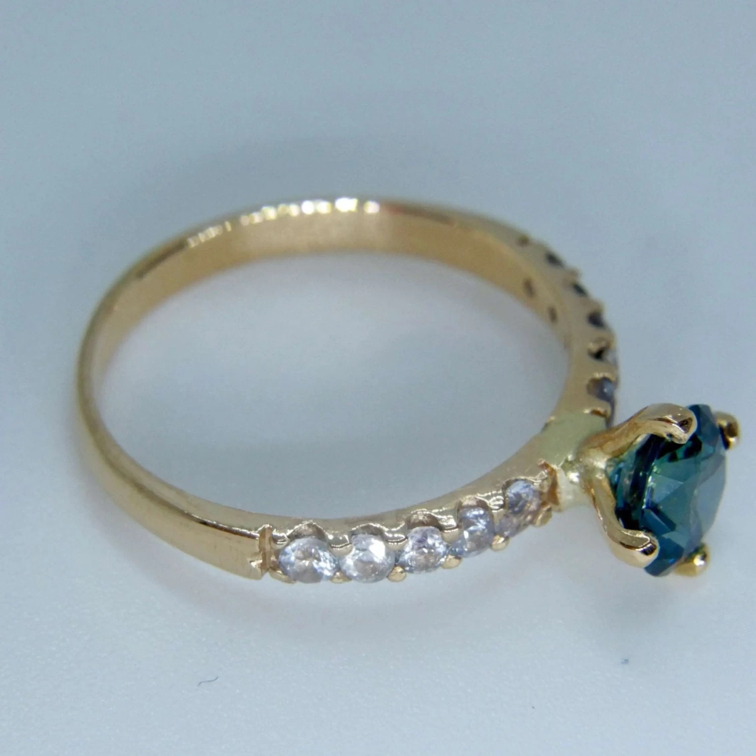 22K Gold Ring With Natural Greenish Blue Sapphire 4 22K Gold Ring With Natural Greenish Blue Sapphire - Image 4
