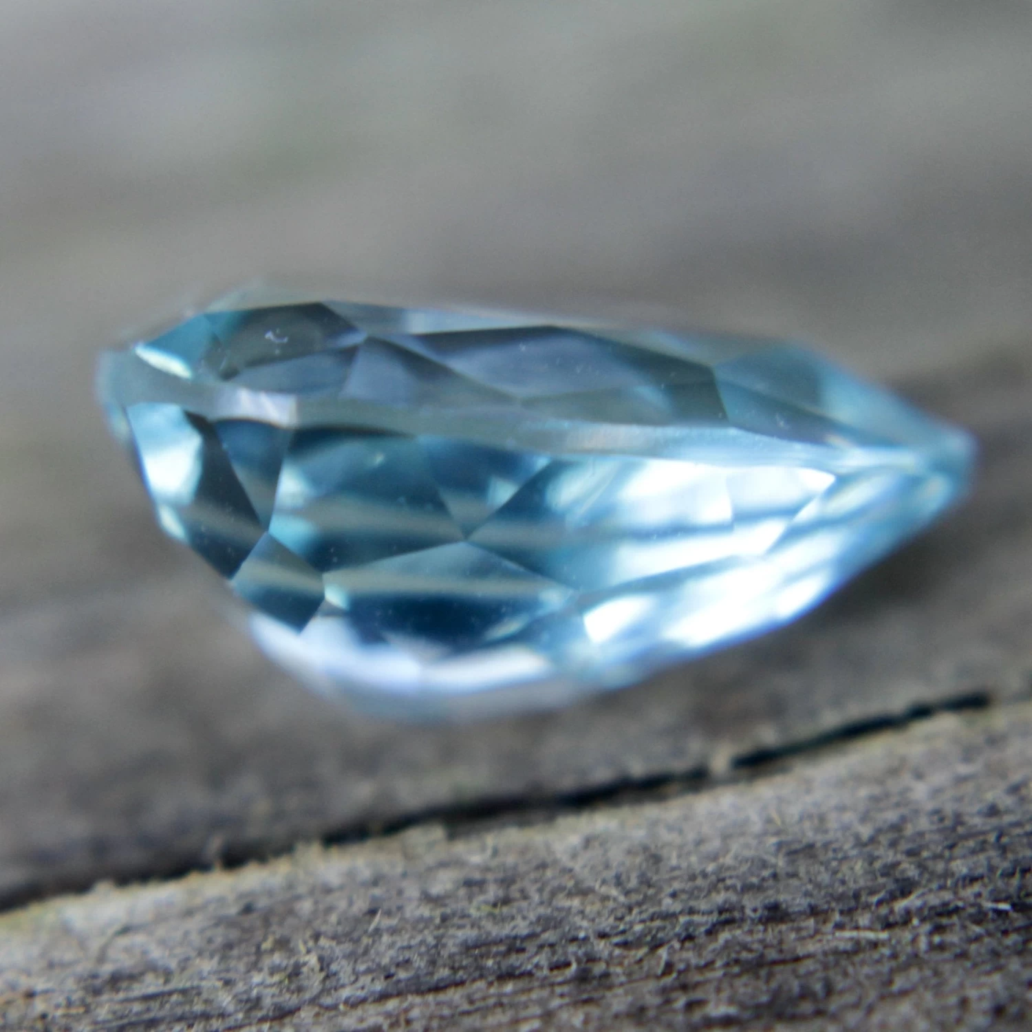 Natural Aquamarine Pear Cut – 6.90 Carat 2 Natural Aquamarine Pear Cut – 6.90 Carat - Image 2