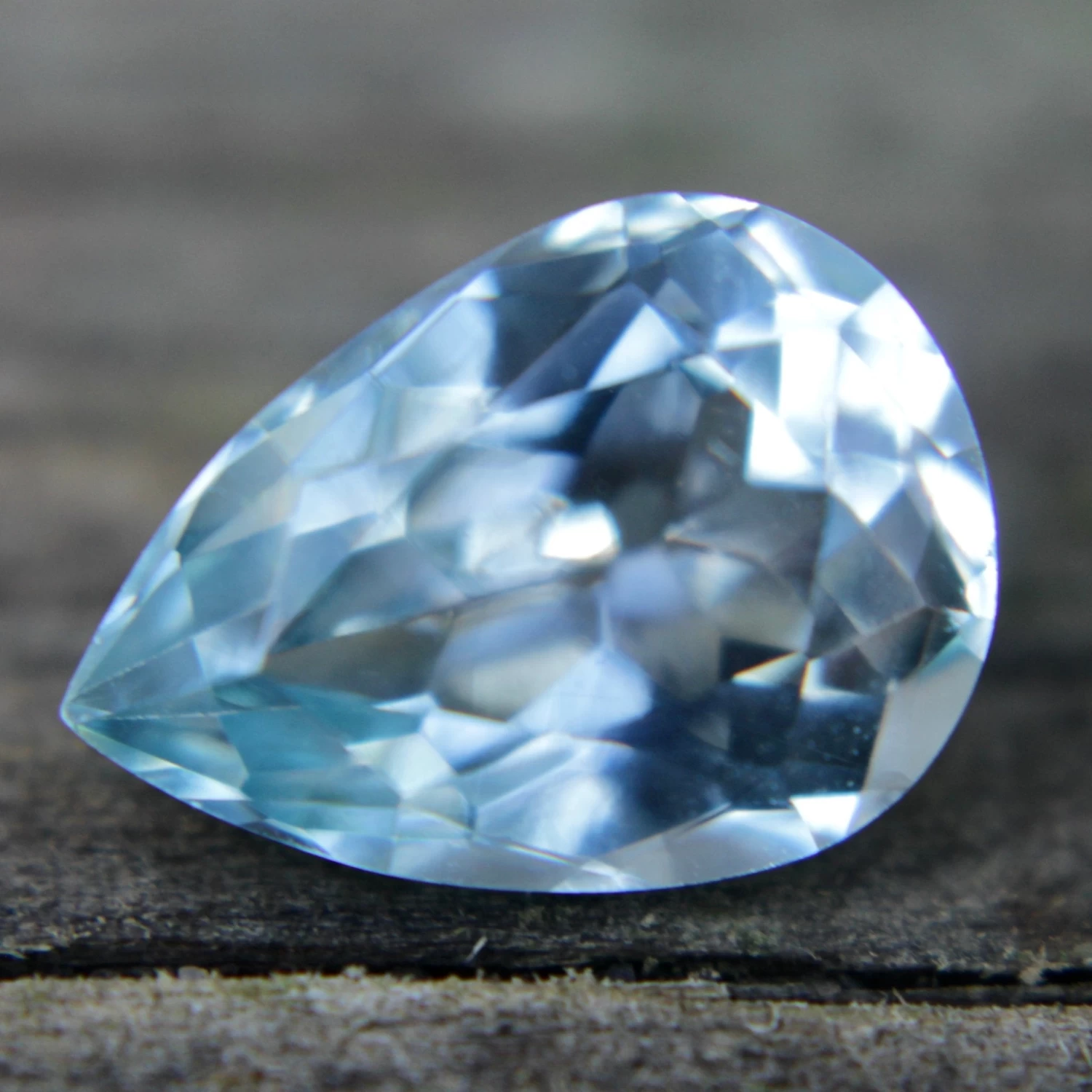 Natural Aquamarine Pear Cut – 6.90 Carat 6 Natural Aquamarine Pear Cut – 6.90 Carat - Image 6