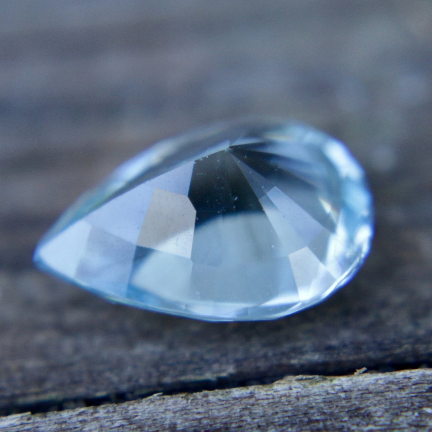 Natural Aquamarine – Pear Cut | 2.65 Carats 2 Natural Aquamarine – Pear Cut | 2.65 Carats - Image 2