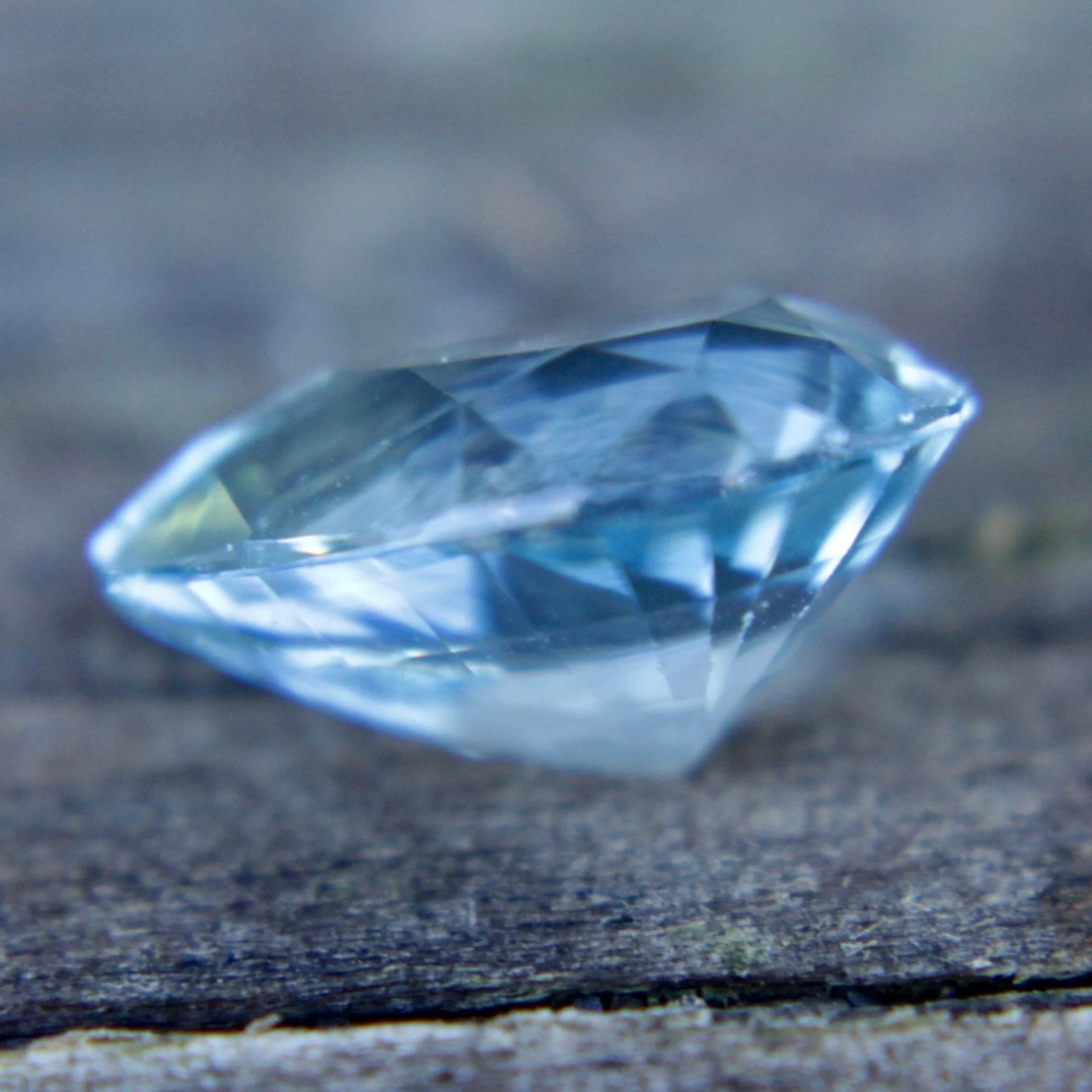 Natural Aquamarine – Pear Cut | 2.65 Carats 3 Natural Aquamarine – Pear Cut | 2.65 Carats - Image 3