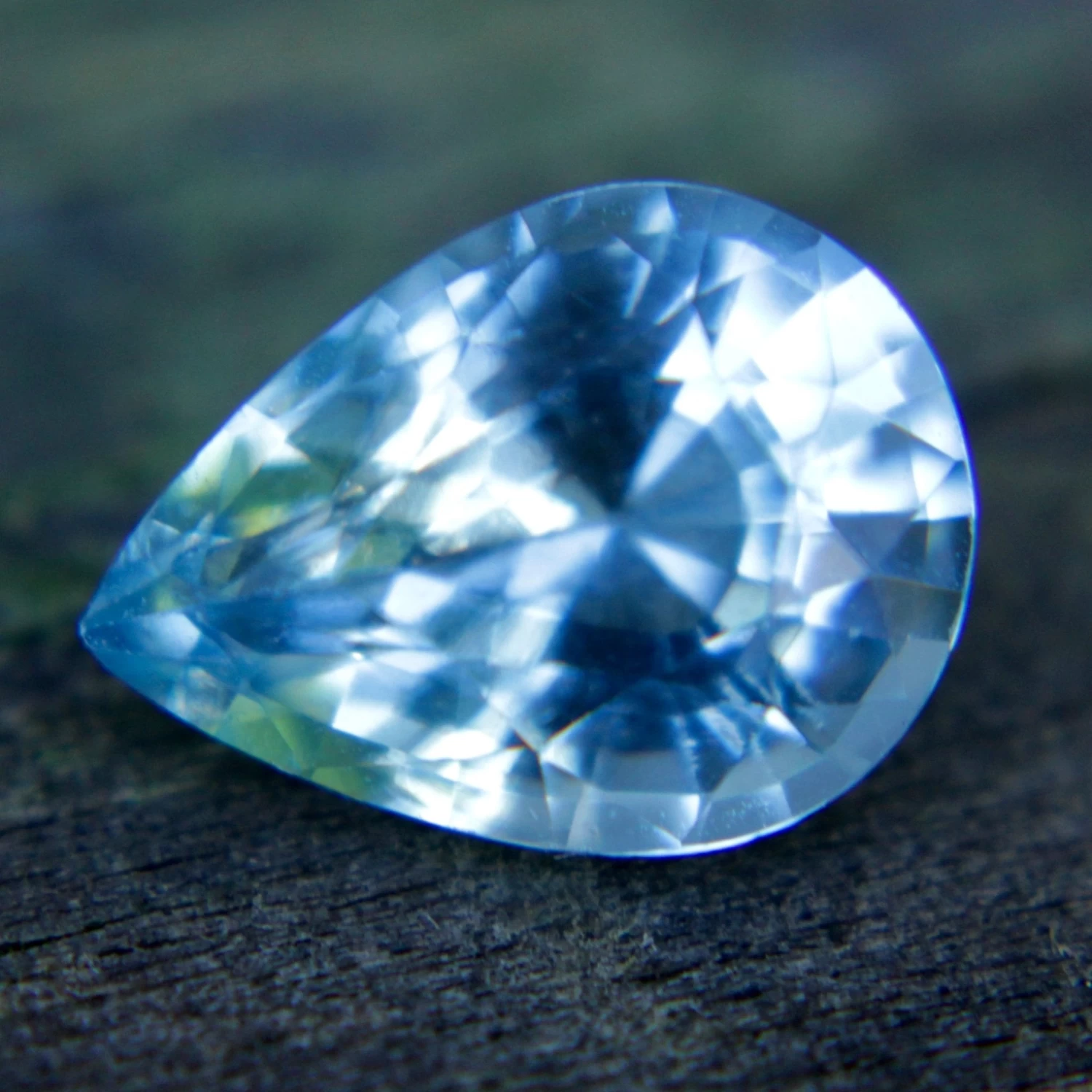 Natural Aquamarine – Pear Cut | 2.65 Carats 9 Natural Aquamarine – Pear Cut | 2.65 Carats - Image 9