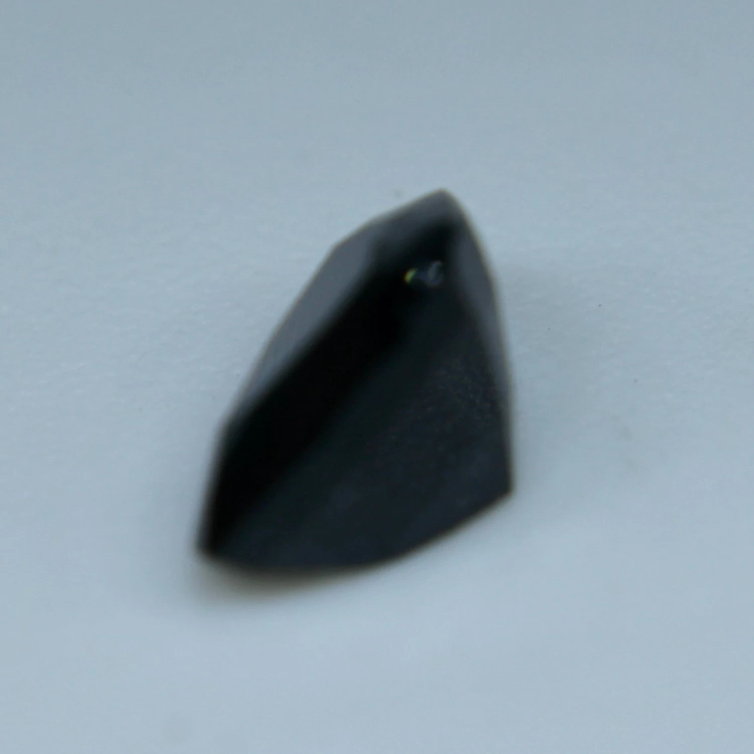 Natural Black Sapphire – 0.82 Carat | Trillion Cut | VS Clarity | Loose Gemstone 5 Natural Black Sapphire – 0.82 Carat | Trillion Cut | VS Clarity | Loose Gemstone - Image 5