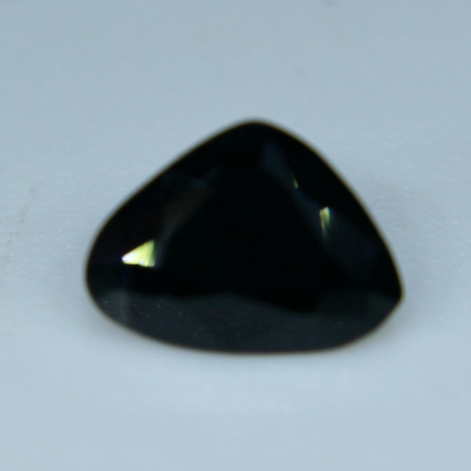 Natural Black Sapphire – 0.82 Carat | Trillion Cut | VS Clarity | Loose Gemstone 6 Natural Black Sapphire – 0.82 Carat | Trillion Cut | VS Clarity | Loose Gemstone - Image 6