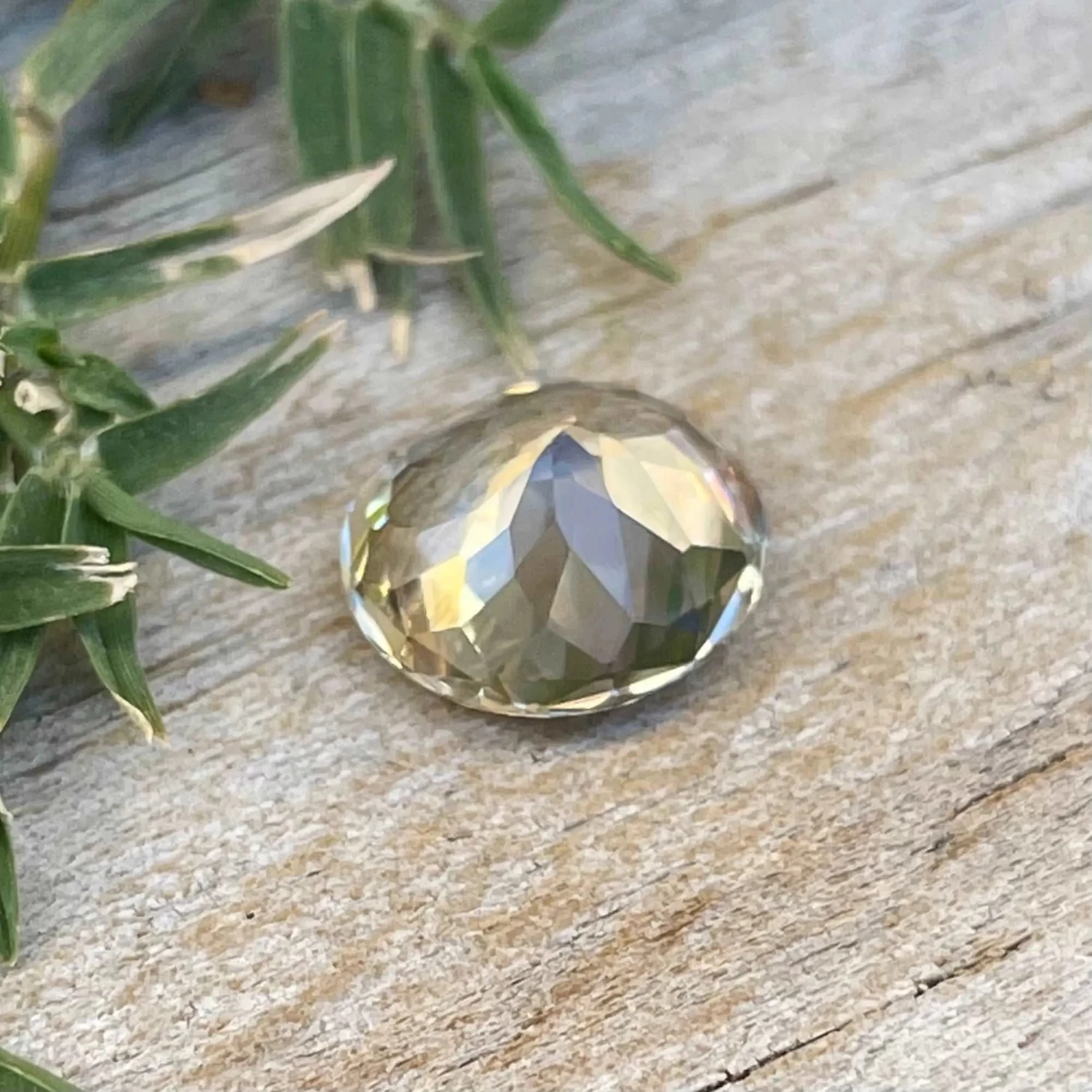 Natural Blonde Yellow Sapphire 2 Natural Blonde Yellow Sapphire - Image 2