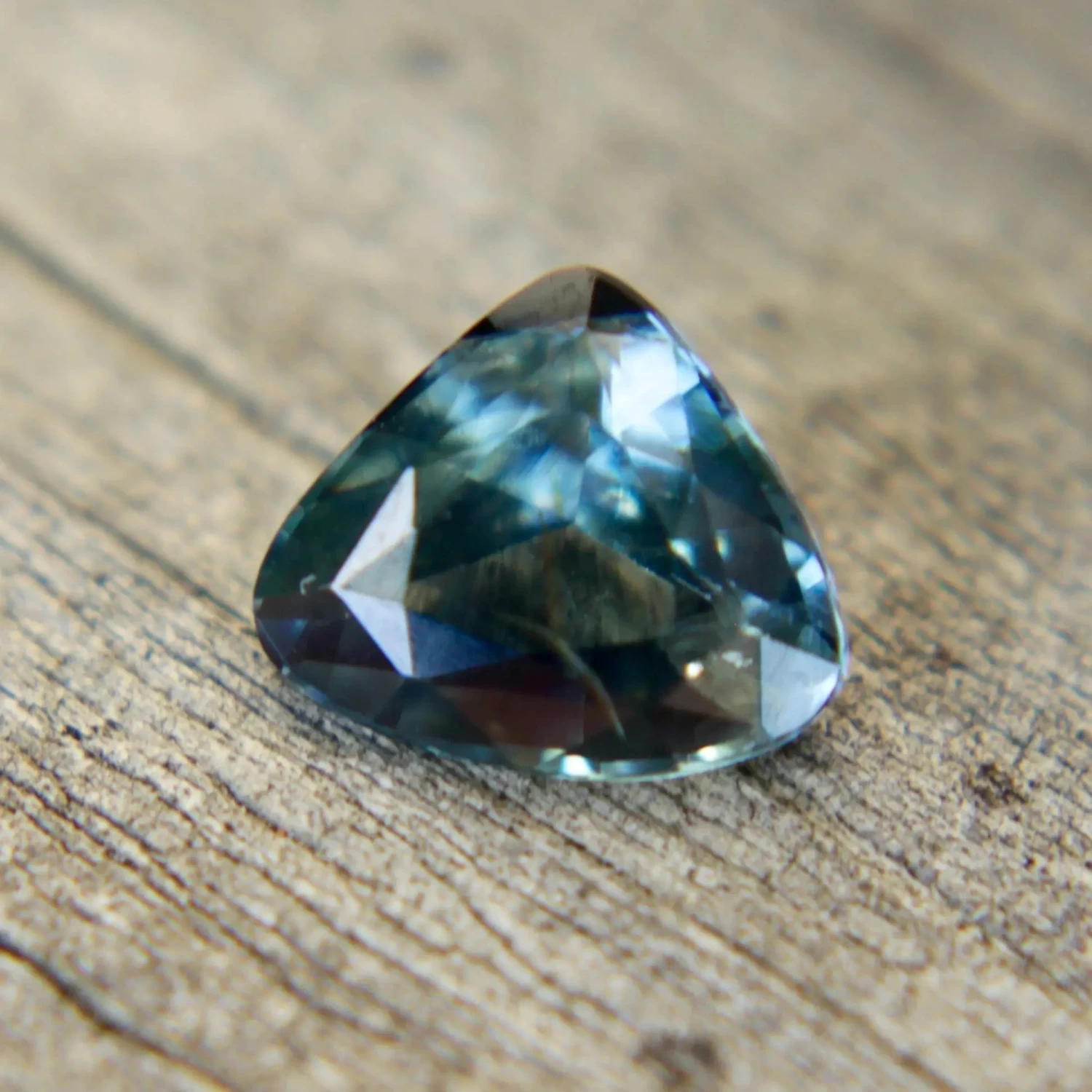 Natural Blue Green Sapphire – 0.80 Carat Trillion Cut | Unheated Madagascar Gemstone 5 Natural Blue Green Sapphire – 0.80 Carat Trillion Cut | Unheated Madagascar Gemstone - Image 5