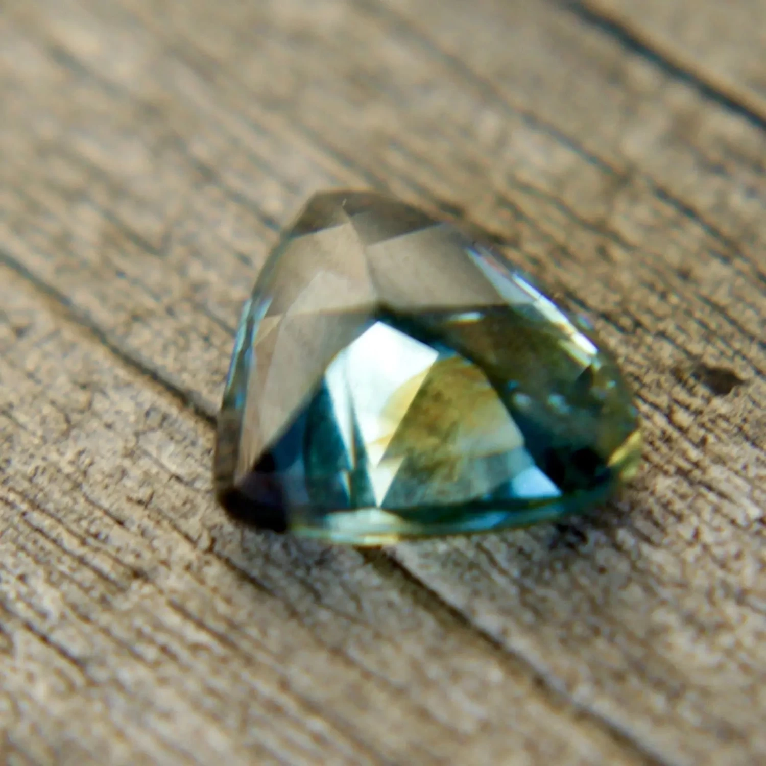 Natural Blue Green Sapphire – 0.80 Carat Trillion Cut | Unheated Madagascar Gemstone 8 Natural Blue Green Sapphire – 0.80 Carat Trillion Cut | Unheated Madagascar Gemstone - Image 8