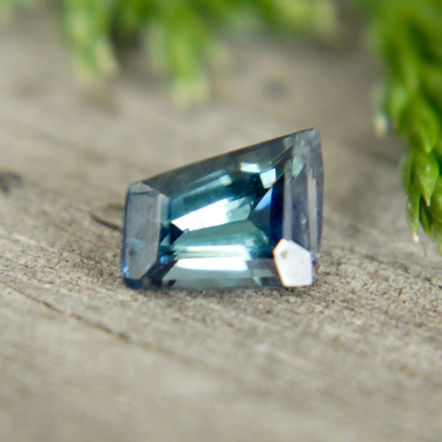 Natural Blue Green Sapphire – 0.94 Carat Tapered Baguette Cut | Unheated Madagascar Gemstone 3 Natural Blue Green Sapphire – 0.94 Carat Tapered Baguette Cut | Unheated Madagascar Gemstone - Image 3