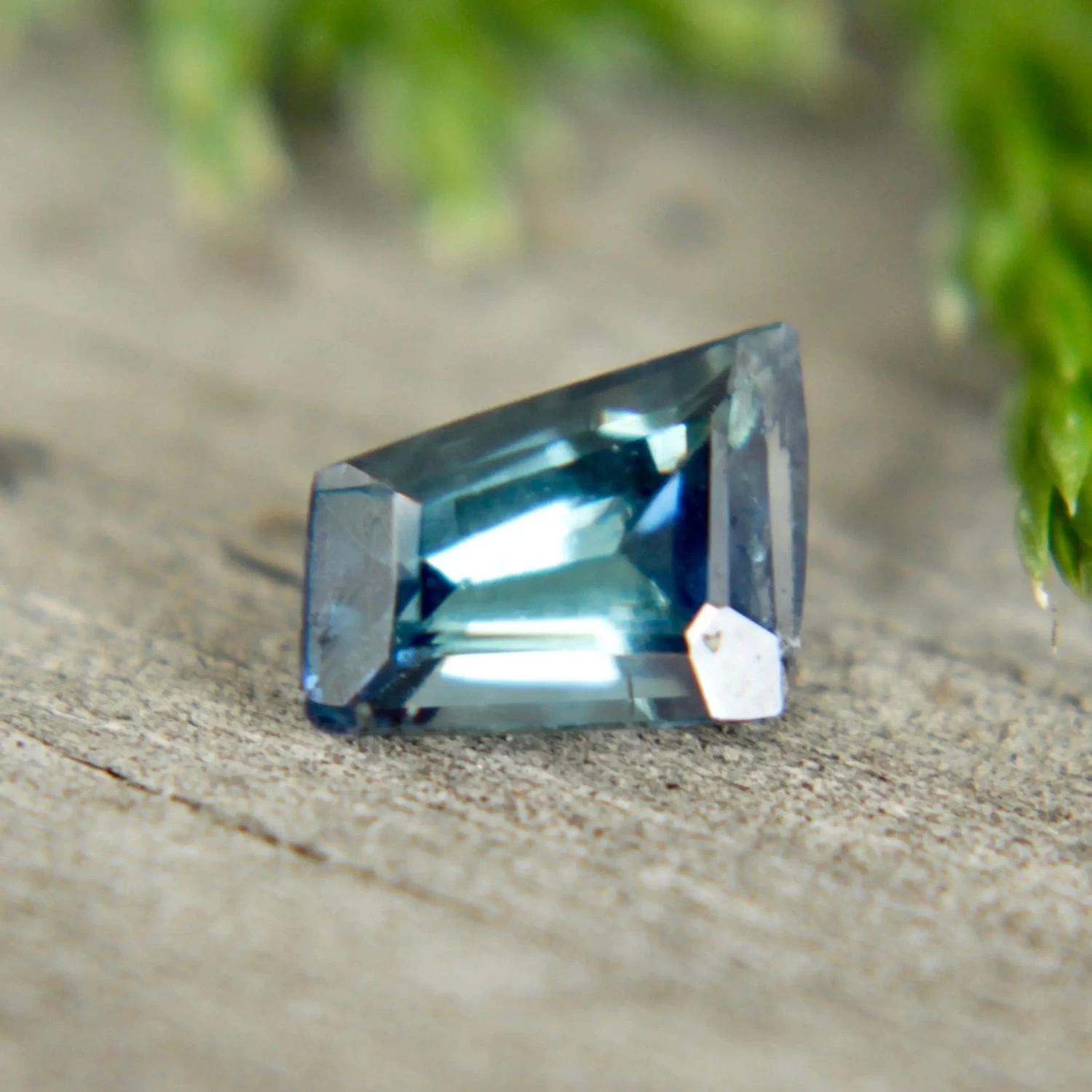 Natural Blue Green Sapphire – 0.94 Carat Tapered Baguette Cut | Unheated Madagascar Gemstone 1 Natural Blue Green Sapphire – 0.94 Carat Tapered Baguette Cut | Unheated Madagascar Gemstone