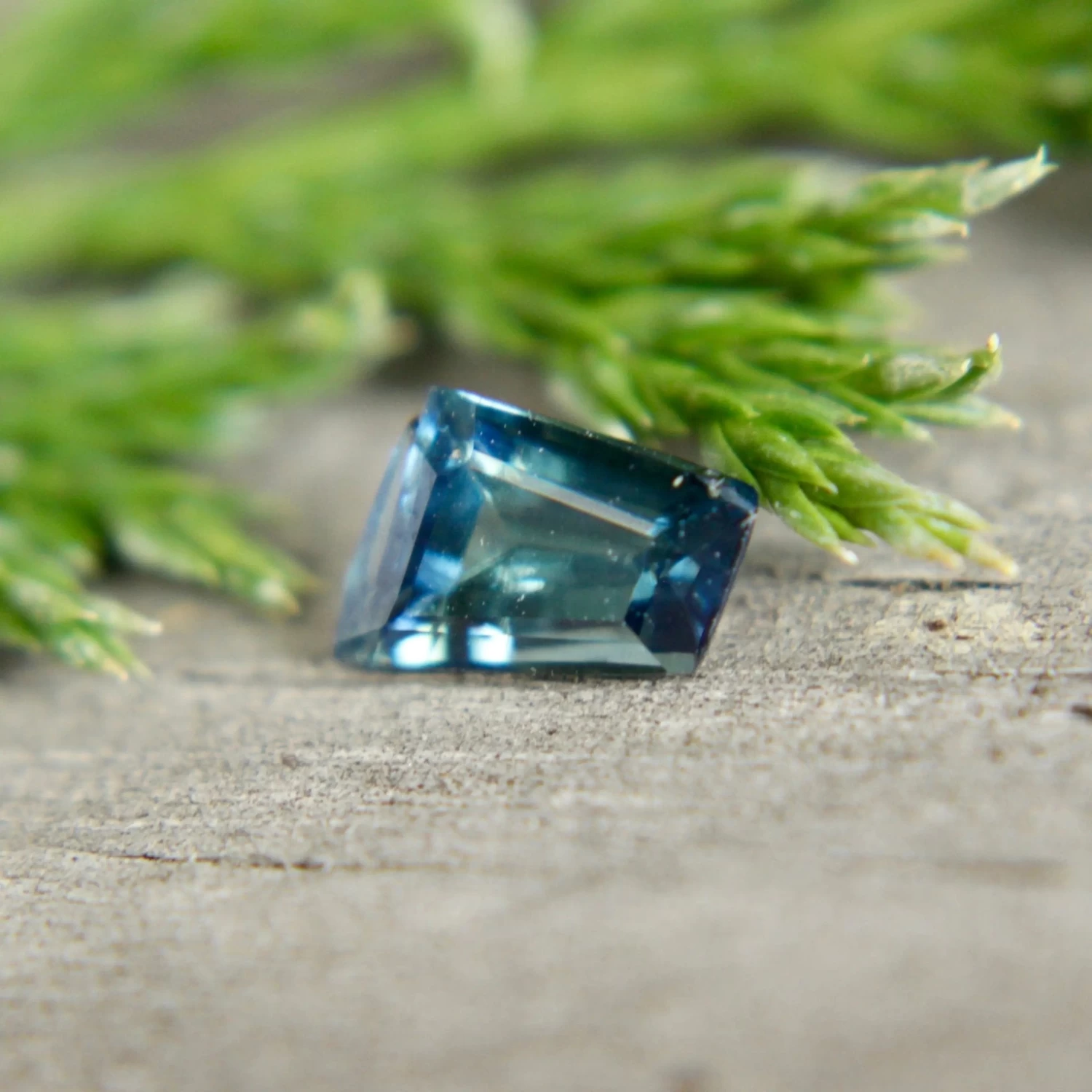 Natural Blue Green Sapphire – 0.94 Carat Tapered Baguette Cut | Unheated Madagascar Gemstone 7 Natural Blue Green Sapphire – 0.94 Carat Tapered Baguette Cut | Unheated Madagascar Gemstone - Image 7