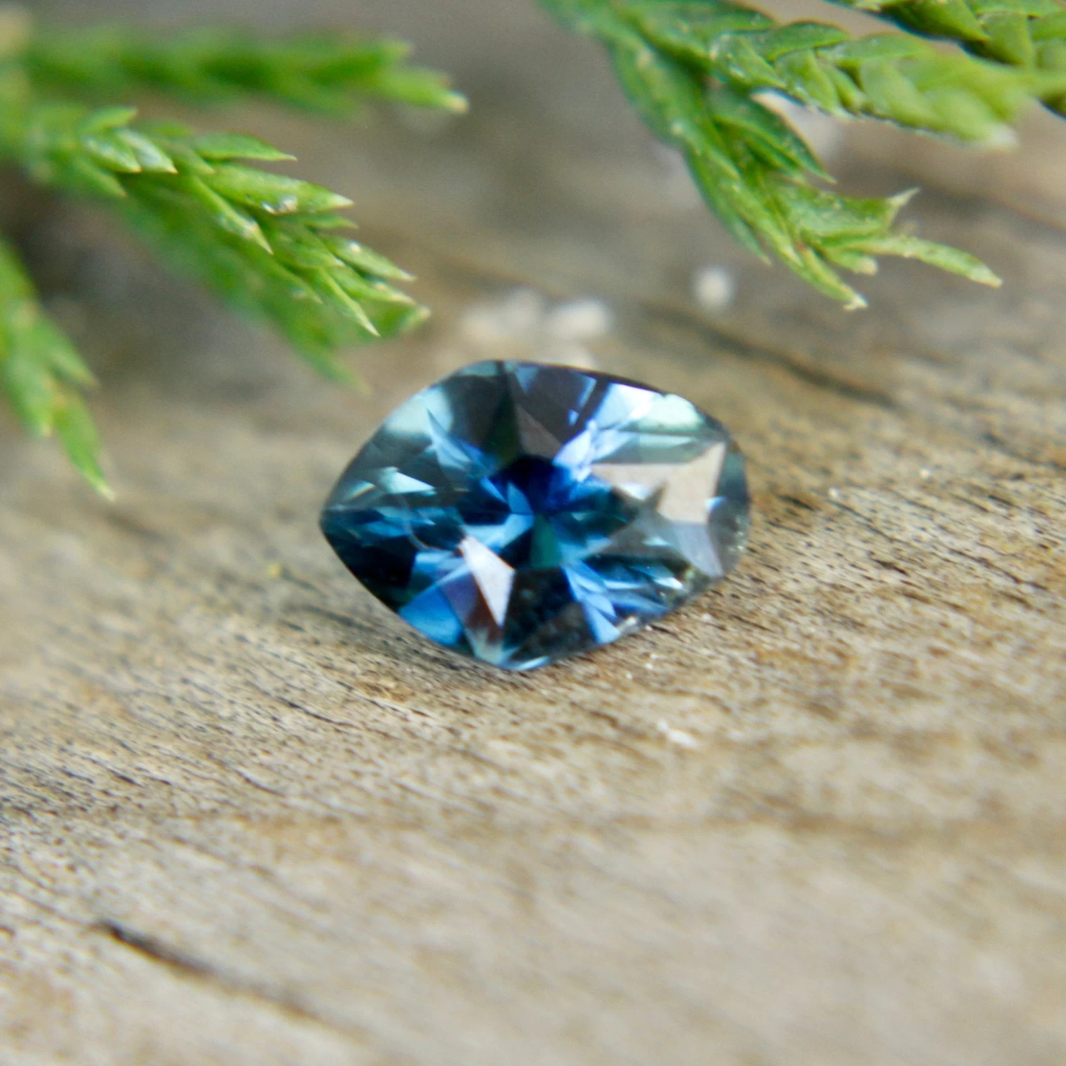 Natural Blue Green Sapphire – 1.00 Carat Freeform Cut | Unheated Madagascar Gemstone 4 Natural Blue Green Sapphire – 1.00 Carat Freeform Cut | Unheated Madagascar Gemstone - Image 4