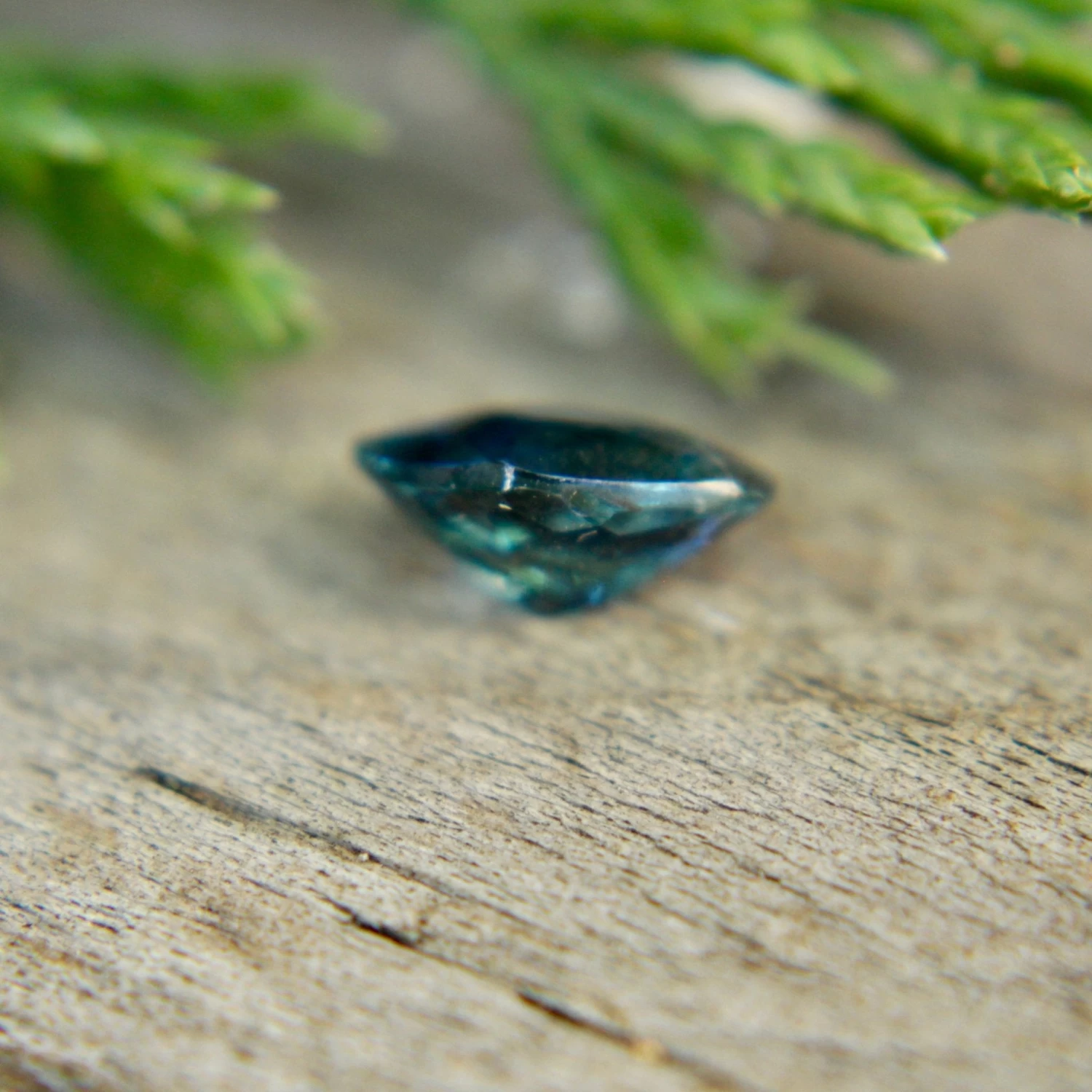 Natural Blue Green Sapphire – 1.00 Carat Freeform Cut | Unheated Madagascar Gemstone 3 Natural Blue Green Sapphire – 1.00 Carat Freeform Cut | Unheated Madagascar Gemstone - Image 3
