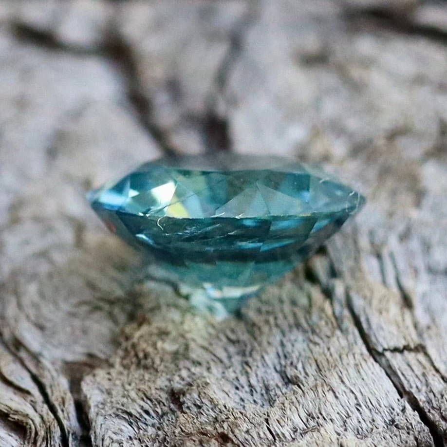 Natural Blue-Green Sapphire – 1.03 Carats 3 Natural Blue-Green Sapphire – 1.03 Carats - Image 3