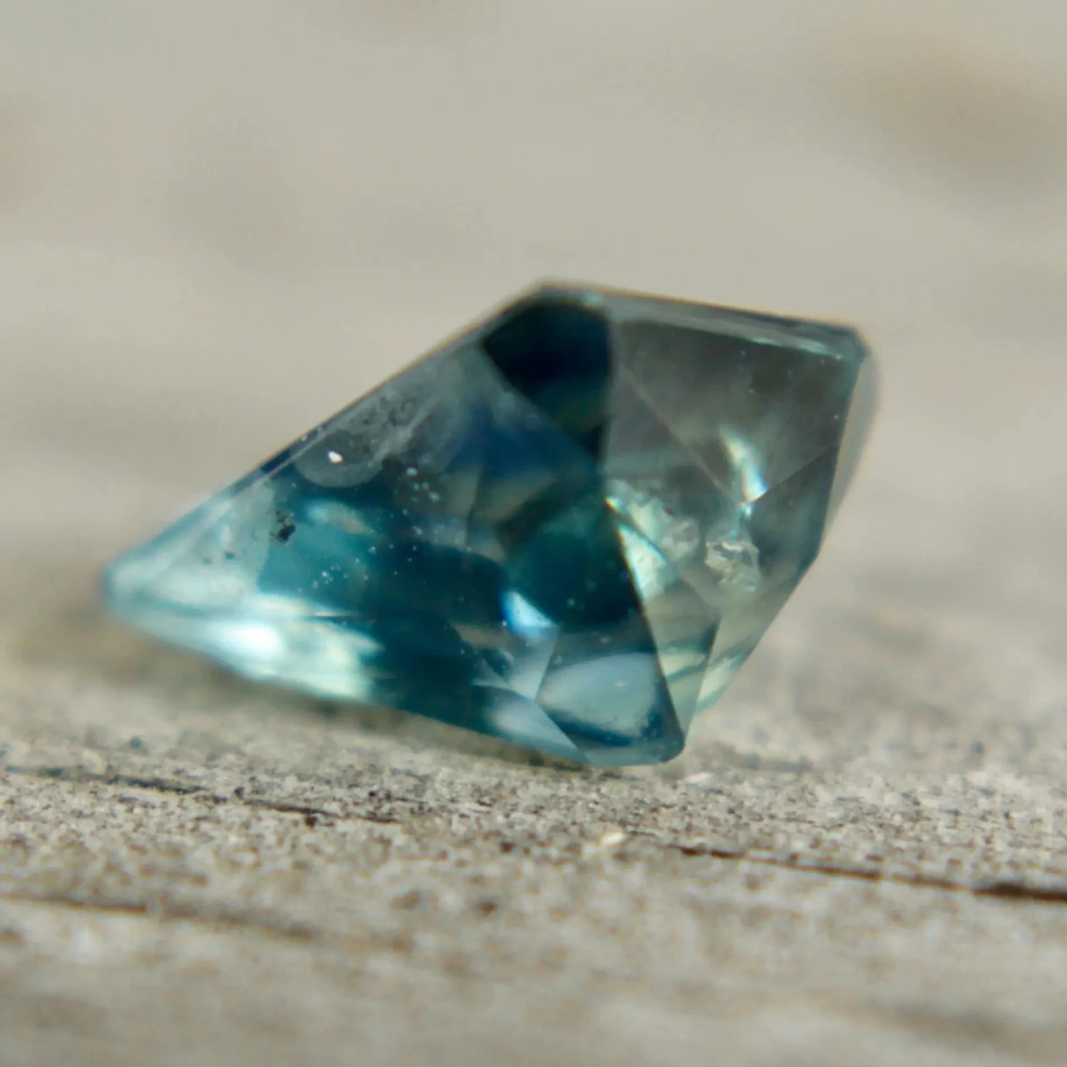 Natural Blue Green Sapphire – 1.12 Carat Freeform Cut | Madagascar 3 Natural Blue Green Sapphire – 1.12 Carat Freeform Cut | Madagascar - Image 3