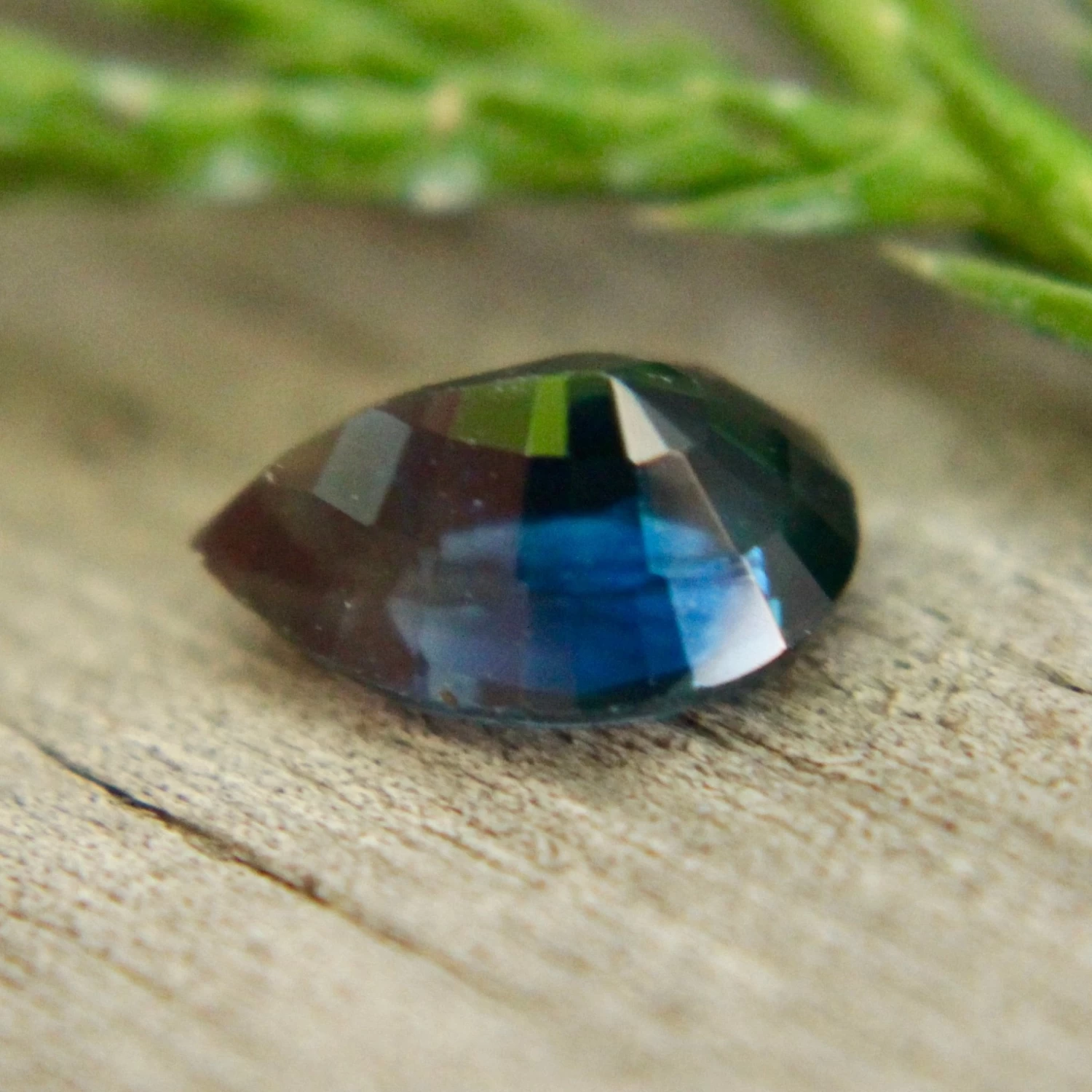 Natural Blue Green Sapphire – 1.12 Carat Pear Cut | Unheated Madagascar Gemstone 2 Natural Blue Green Sapphire – 1.12 Carat Pear Cut | Unheated Madagascar Gemstone - Image 2