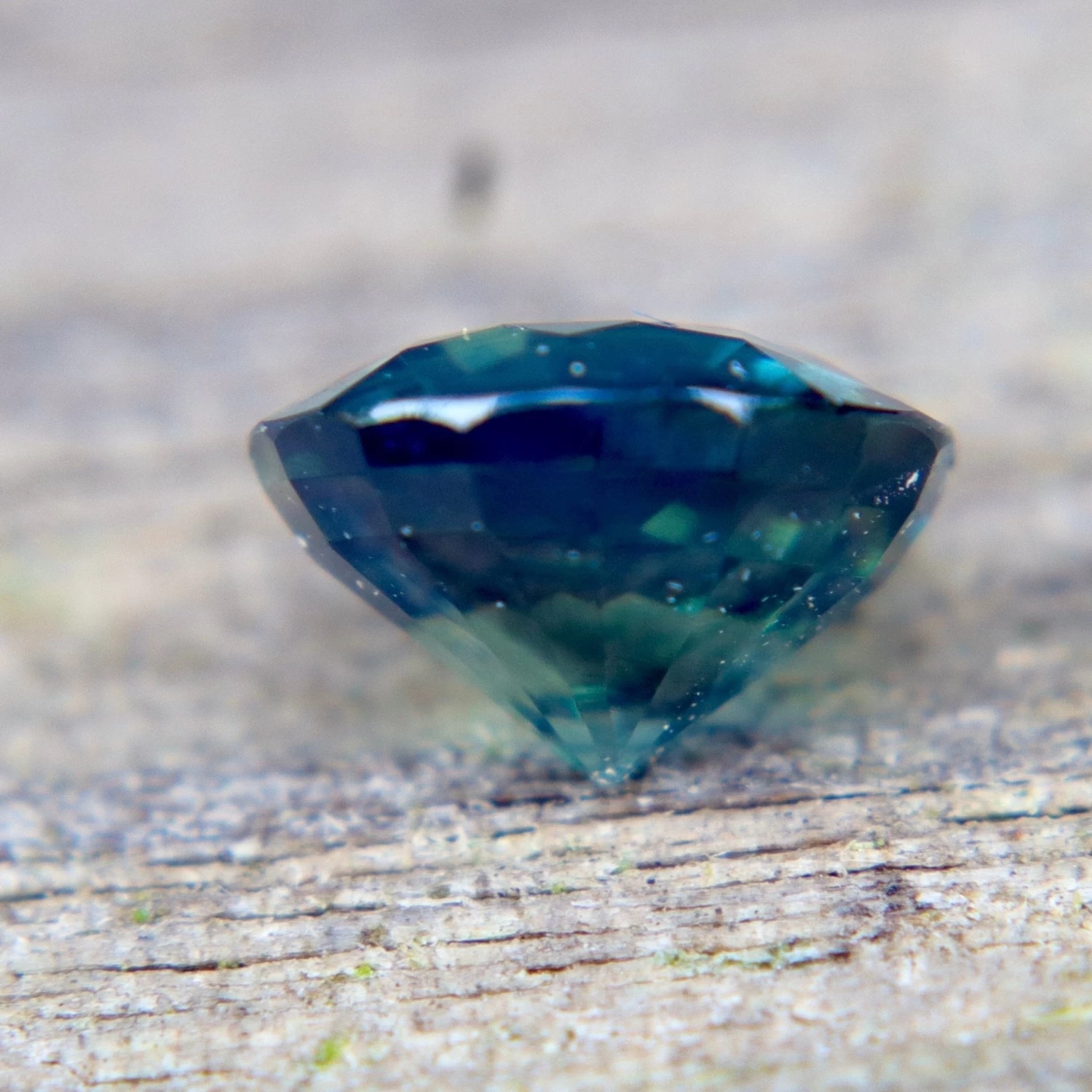 Natural Blue Green Sapphire – 1.56 Carat 3 Natural Blue Green Sapphire – 1.56 Carat - Image 3