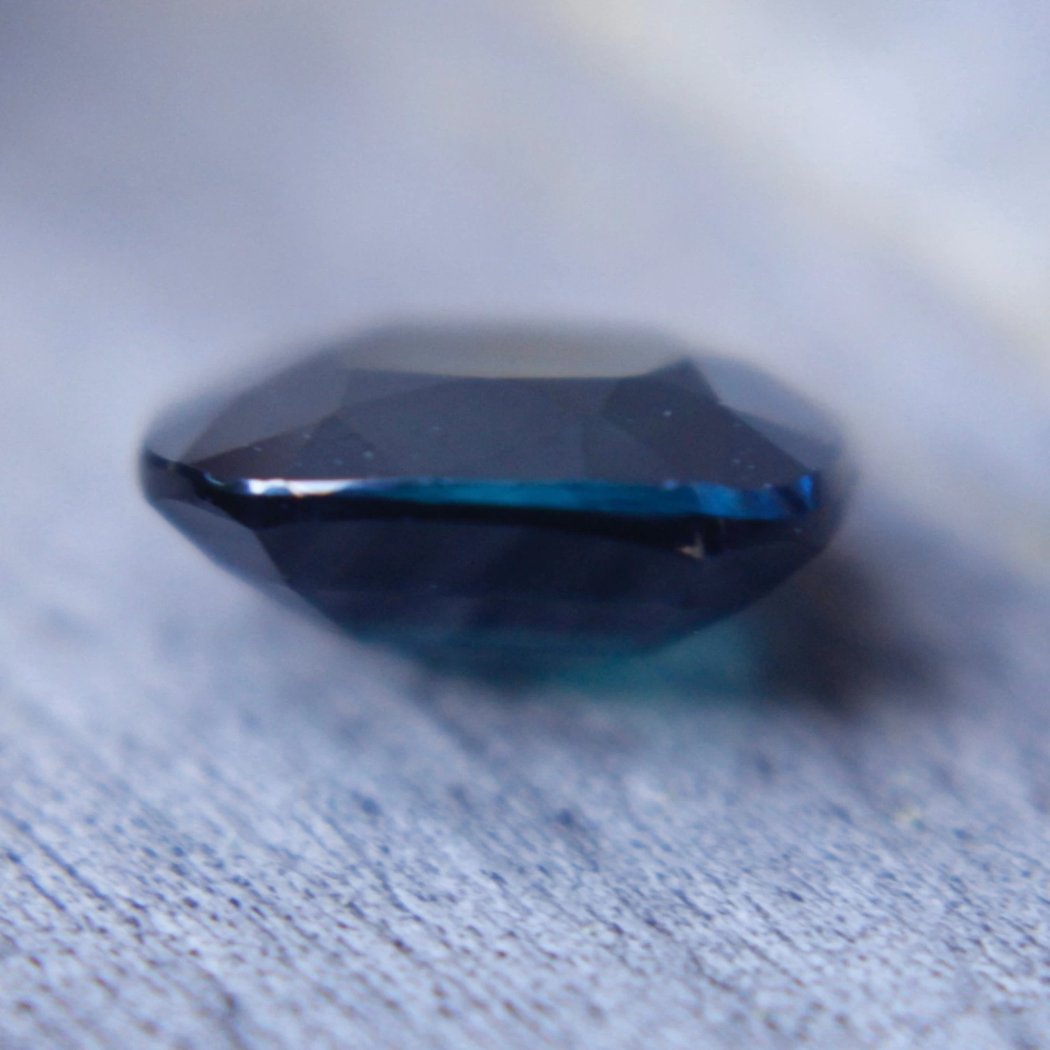 Natural Blue Green Sapphire – 2.29 Carat Cushion Cut 4 Natural Blue Green Sapphire – 2.29 Carat Cushion Cut - Image 4