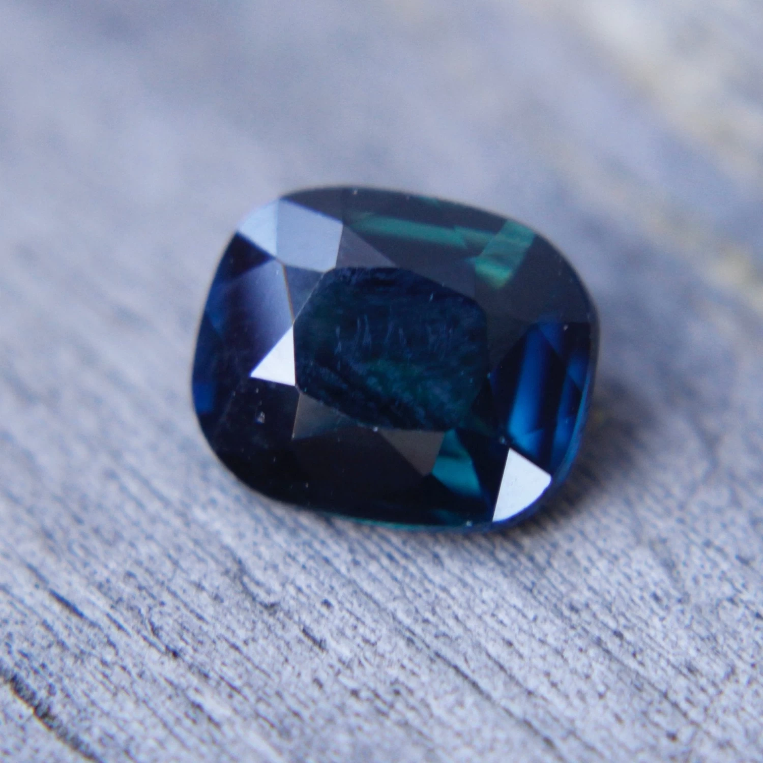 Natural Blue Green Sapphire – 2.29 Carat Cushion Cut 5 Natural Blue Green Sapphire – 2.29 Carat Cushion Cut - Image 5