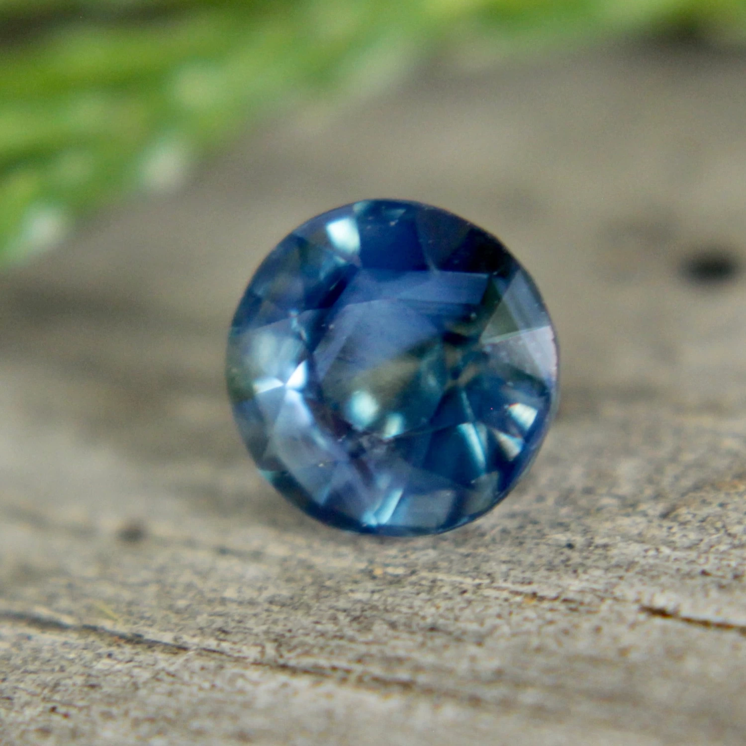 Natural Blue Sapphire – 0.95 Carat Round Cut | Unheated Ceylon Gemstone 7 Natural Blue Sapphire – 0.95 Carat Round Cut | Unheated Ceylon Gemstone - Image 7