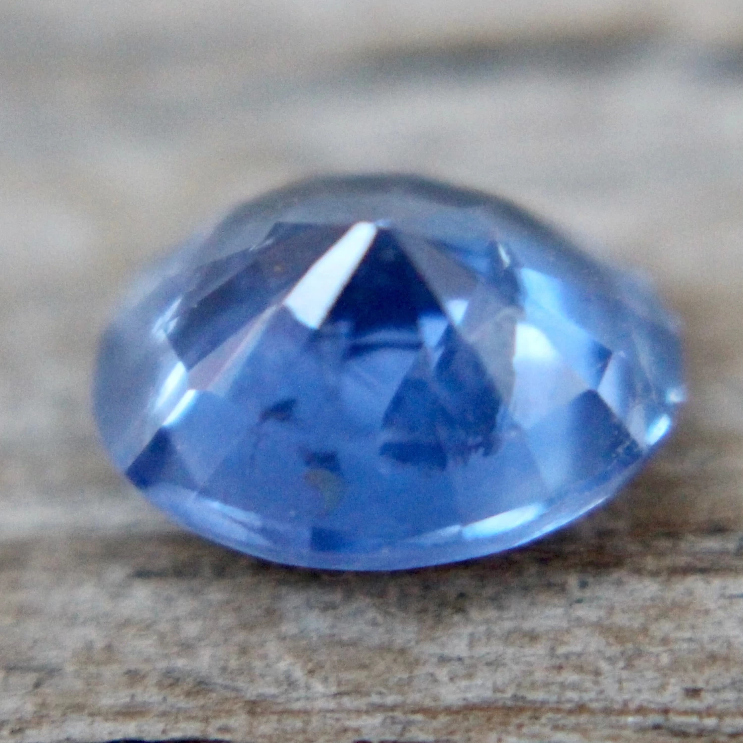Natural Blue Sapphire – 1.65 Carat Oval Cut 2 Natural Blue Sapphire – 1.65 Carat Oval Cut - Image 2