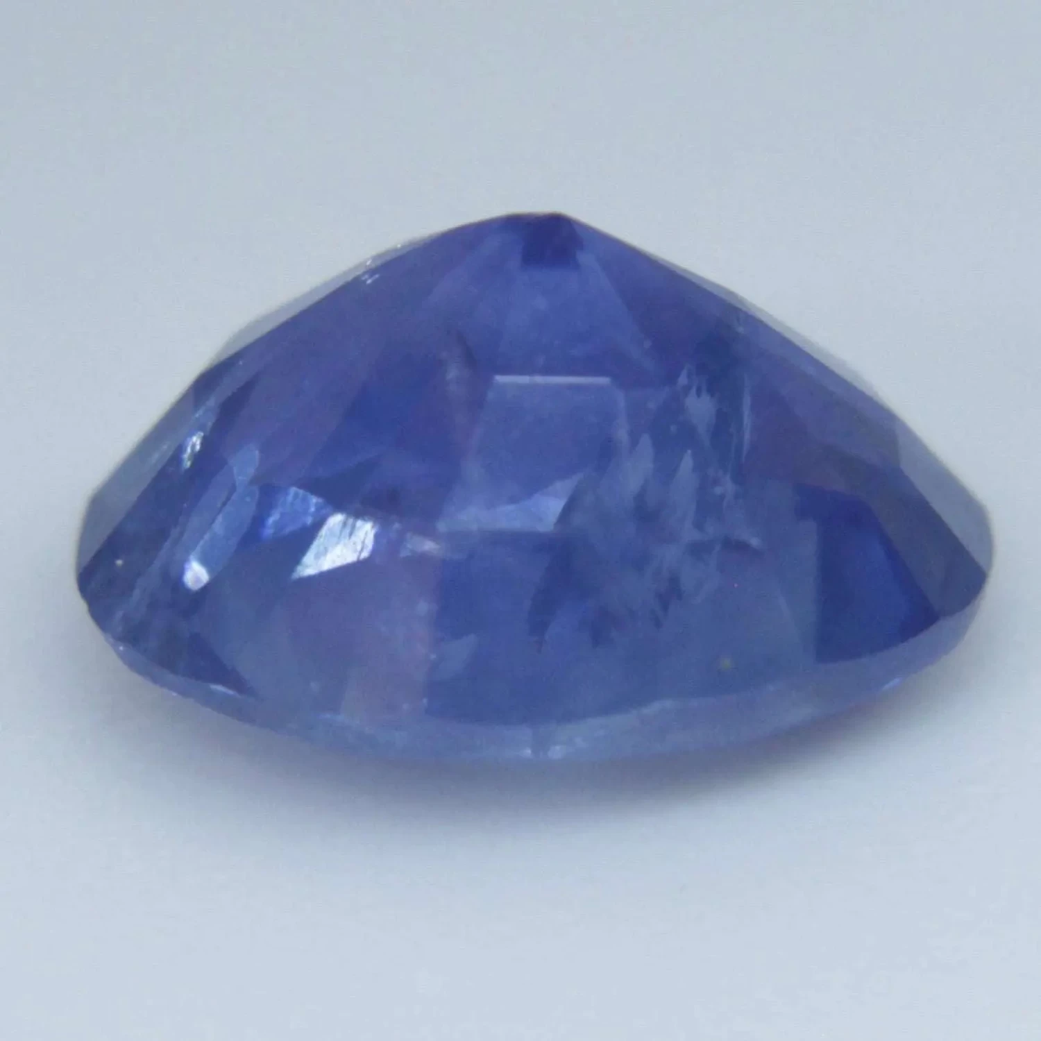 Natural Blue Sapphire – 1.65 Carat Oval Cut 5 Natural Blue Sapphire – 1.65 Carat Oval Cut - Image 5