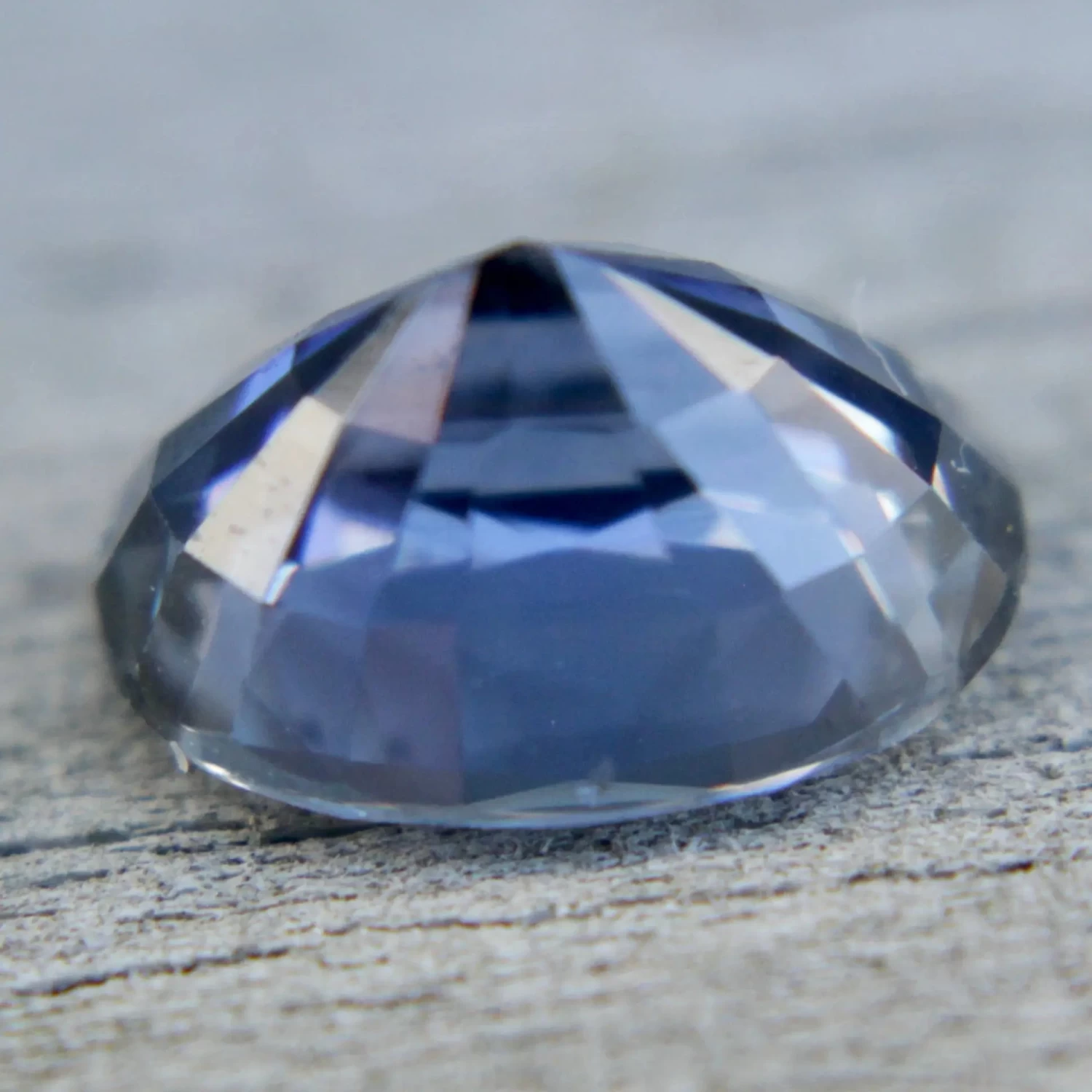Natural Blue Sapphire | 2.58 Carat | Oval Cut 3 Natural Blue Sapphire | 2.58 Carat | Oval Cut - Image 3