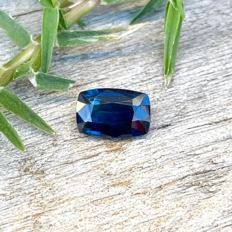 Natural Blue Sapphire | Cushion Cut | 0.85 Carat | Ceylon 4 Natural Blue Sapphire | Cushion Cut | 0.85 Carat | Ceylon - Image 4