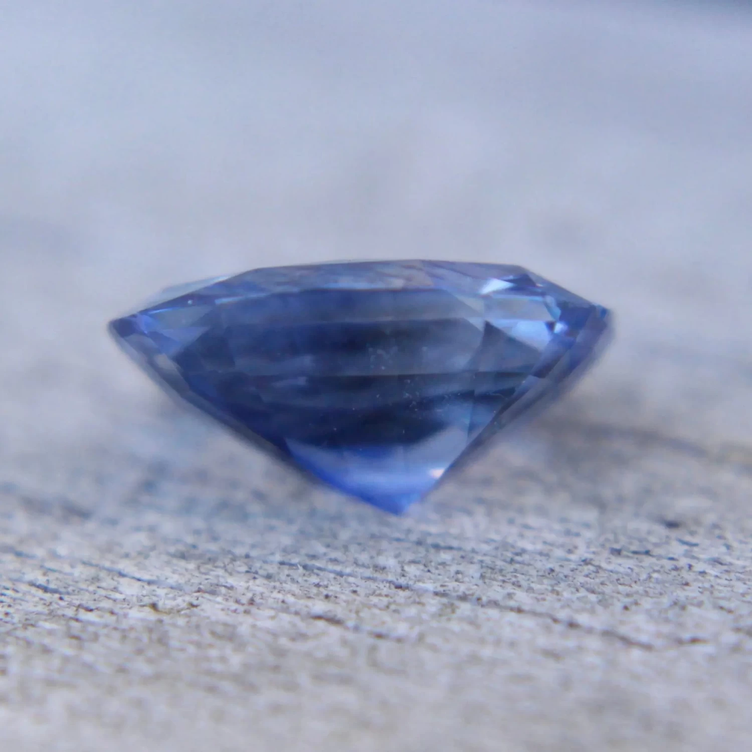 Natural Blue Sapphire | 2.31 Carat | Cushion Cut 4 Natural Blue Sapphire | 2.31 Carat | Cushion Cut - Image 4