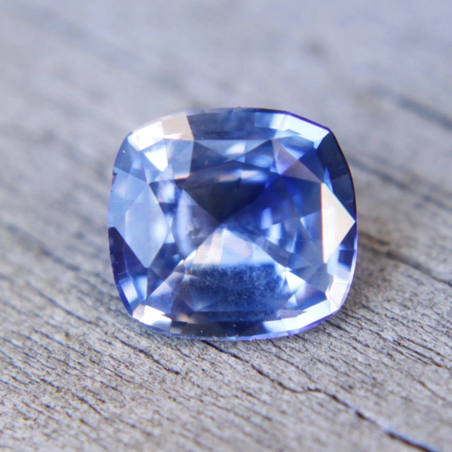 Natural Blue Sapphire | 2.31 Carat | Cushion Cut 10 Natural Blue Sapphire | 2.31 Carat | Cushion Cut - Image 10