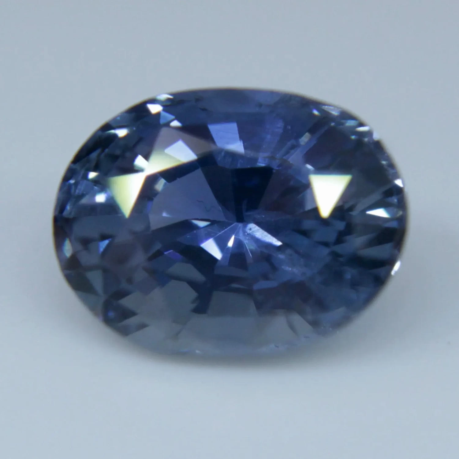 Natural Blue Sapphire | 2.58 Carat | Oval Cut 5 Natural Blue Sapphire | 2.58 Carat | Oval Cut - Image 5