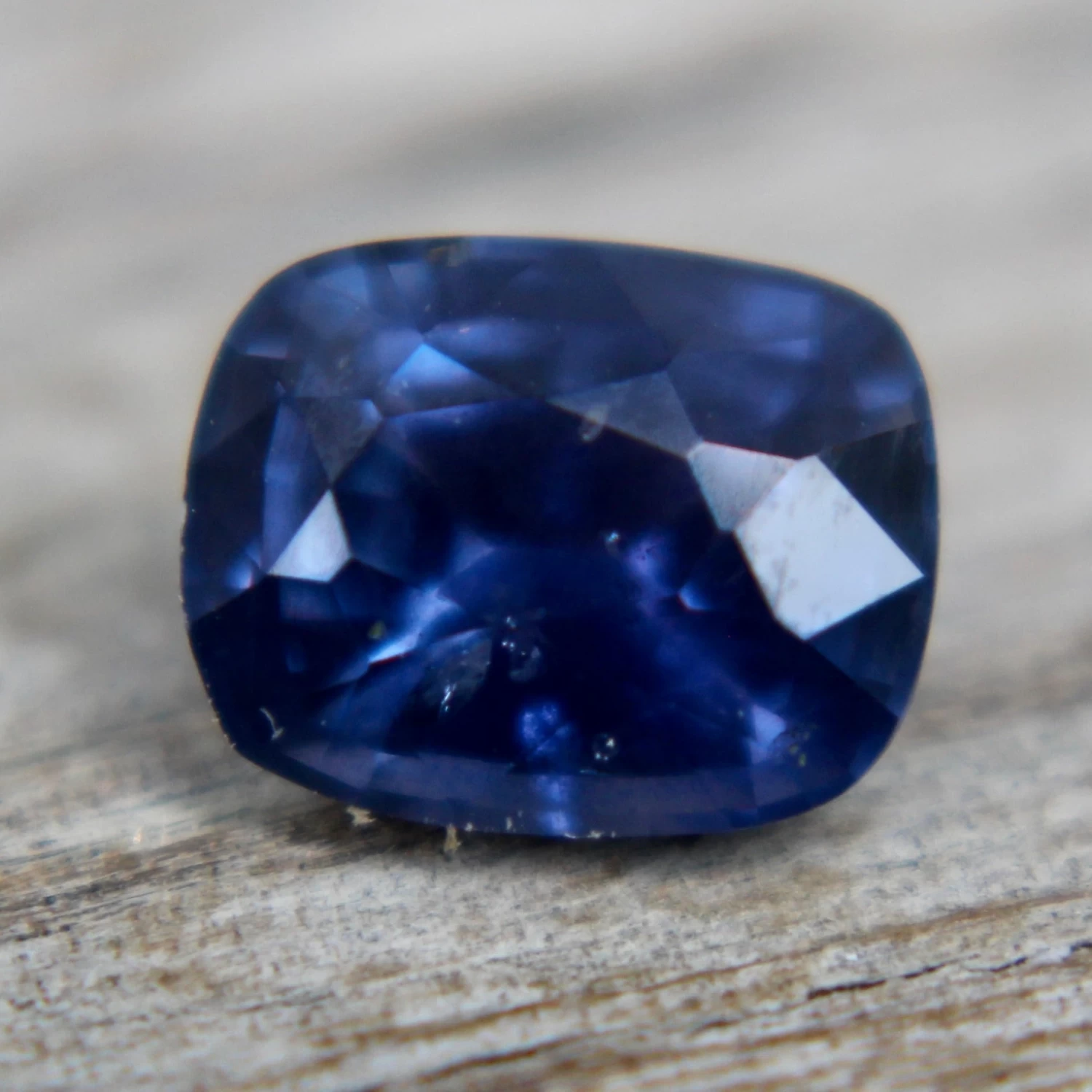 Natural Bluish Purple Sapphire 4 Natural Bluish Purple Sapphire - Image 4