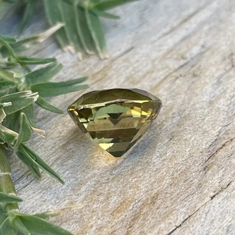 Natural Chrysoberyl – Cushion Cut 3 Natural Chrysoberyl – Cushion Cut - Image 3