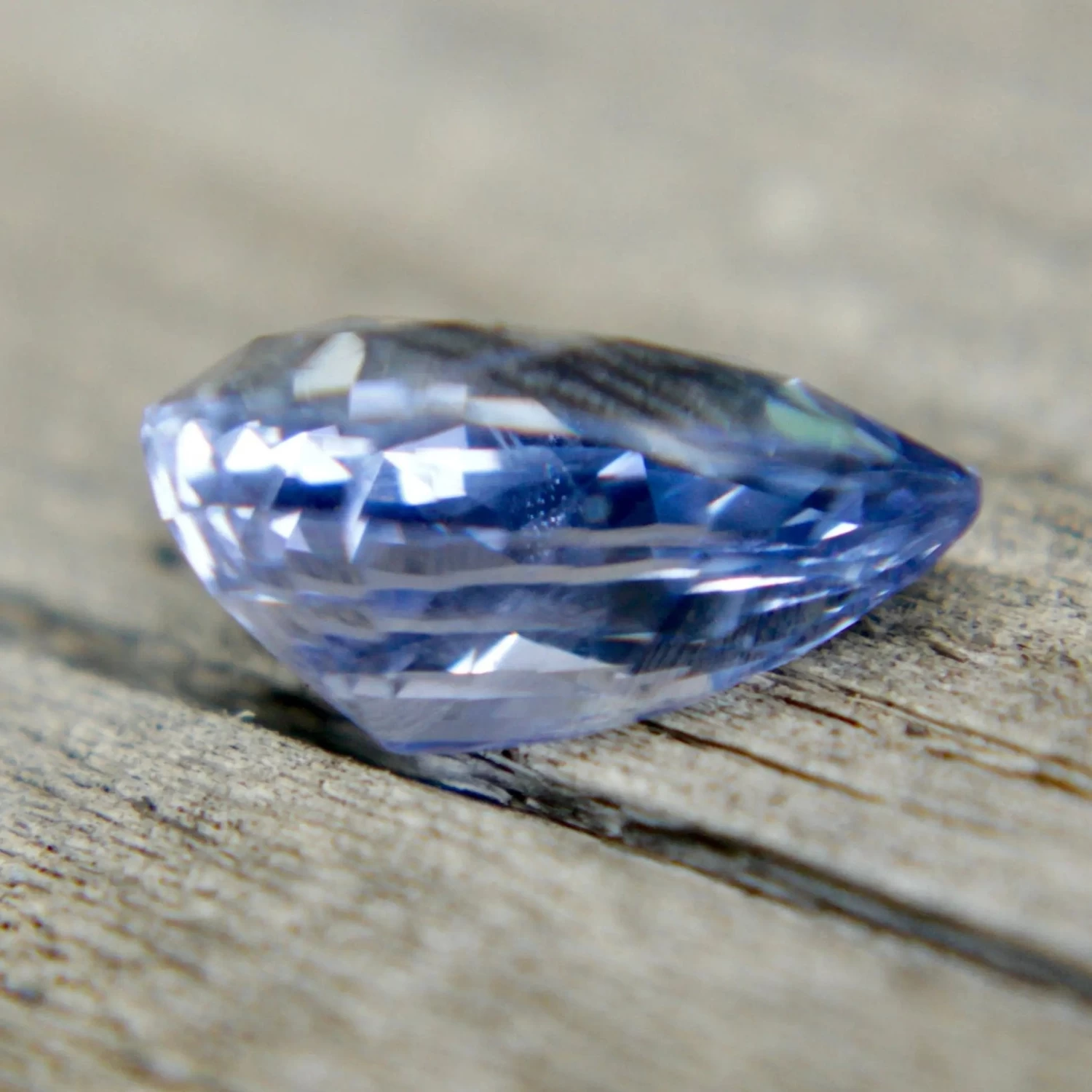Natural Cornflower Blue Sapphire – 3.40 Carat Pear Cut | Unheated Ceylon Gemstone 4 Natural Cornflower Blue Sapphire – 3.40 Carat Pear Cut | Unheated Ceylon Gemstone - Image 4