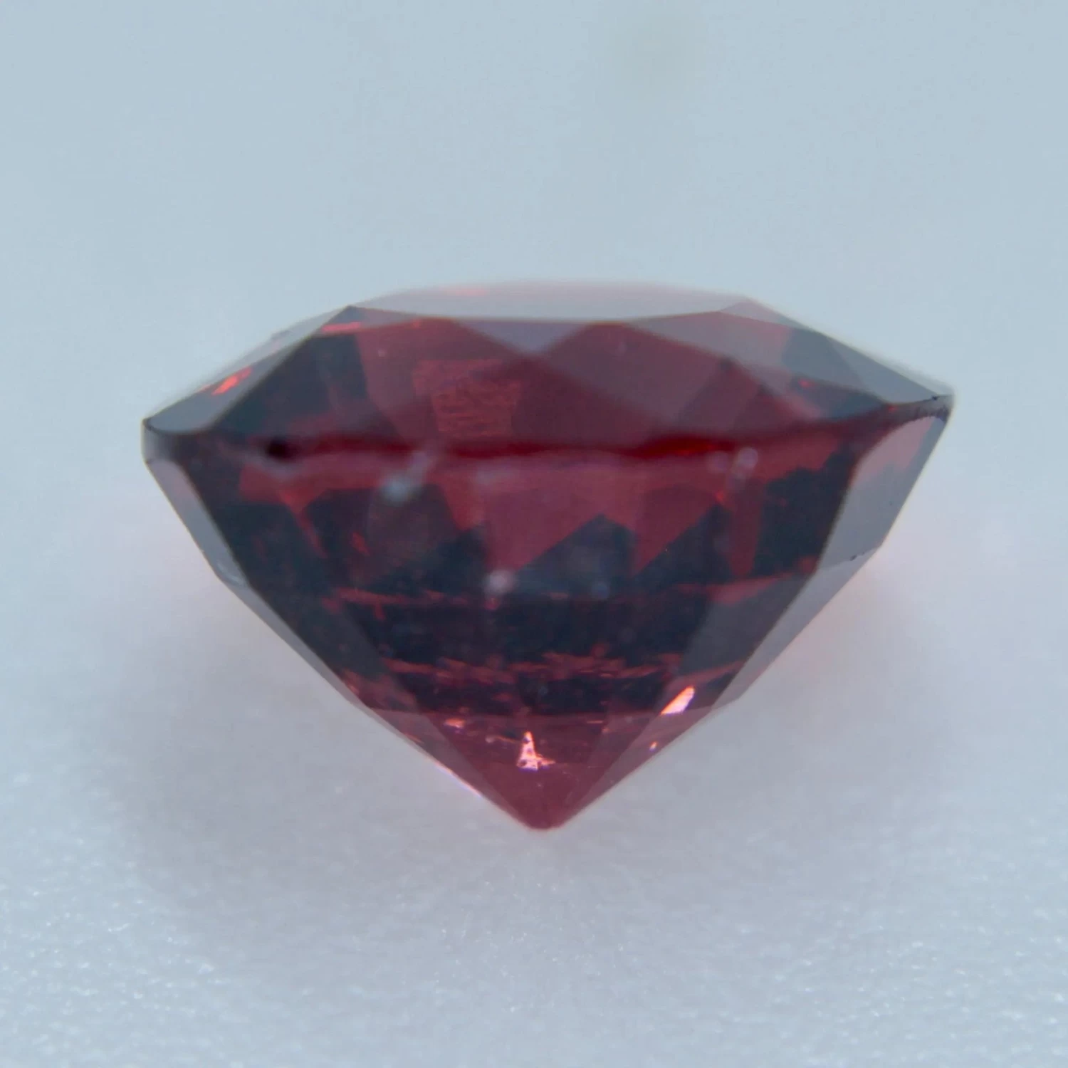 Natural Garnet | Cushion Cut | 3.92 Carat 6 Natural Garnet | Cushion Cut | 3.92 Carat - Image 6