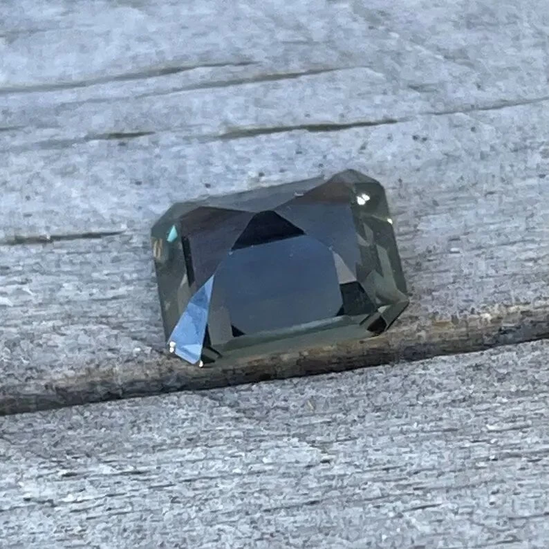 Natural Green Purple Sapphire 2 Natural Green Purple Sapphire - Image 2