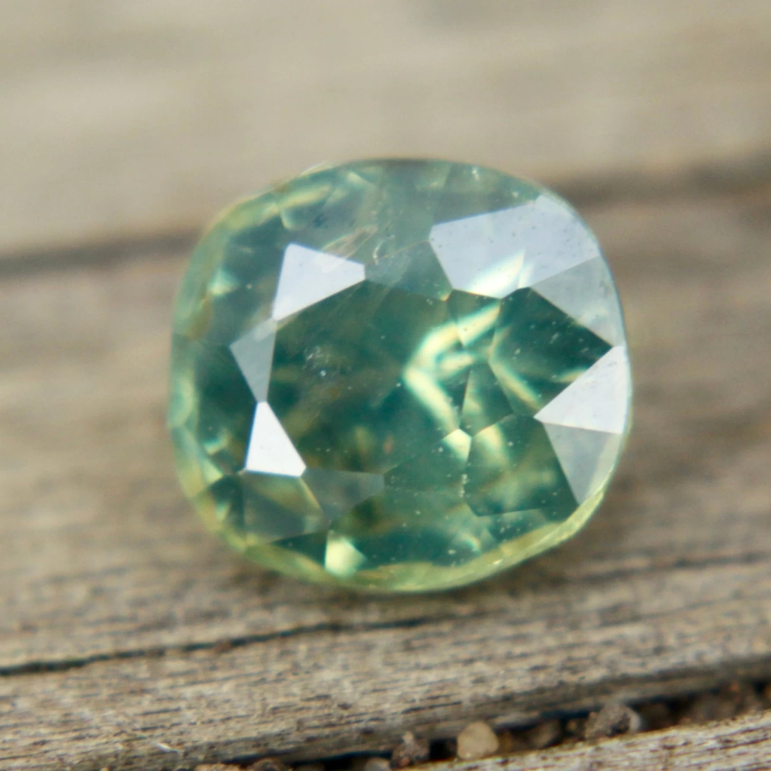 Natural Green Sapphire | 0.95 Carat Cushion Cut 5 Natural Green Sapphire | 0.95 Carat Cushion Cut - Image 5
