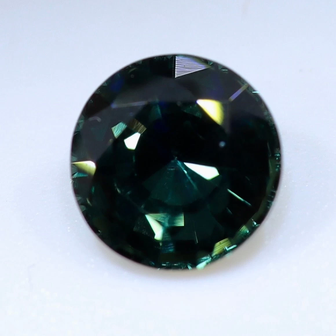 Natural Green Sapphire – 1.61 Carat Round Cut From Madagascar 5 Natural Green Sapphire – 1.61 Carat Round Cut From Madagascar - Image 5