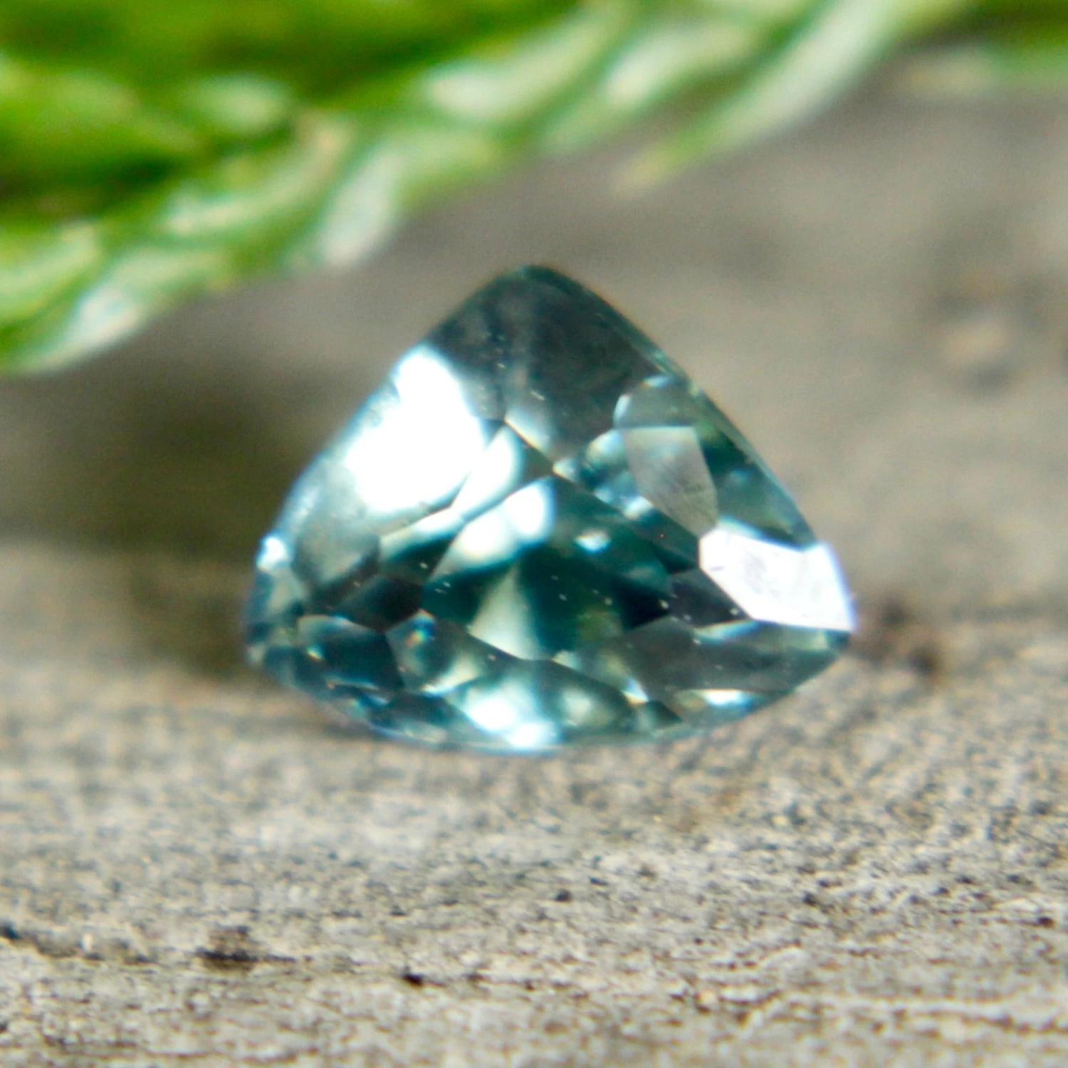 Natural Green Sapphire – 0.48 Carat Trillion Cut 8 Natural Green Sapphire – 0.48 Carat Trillion Cut - Image 8