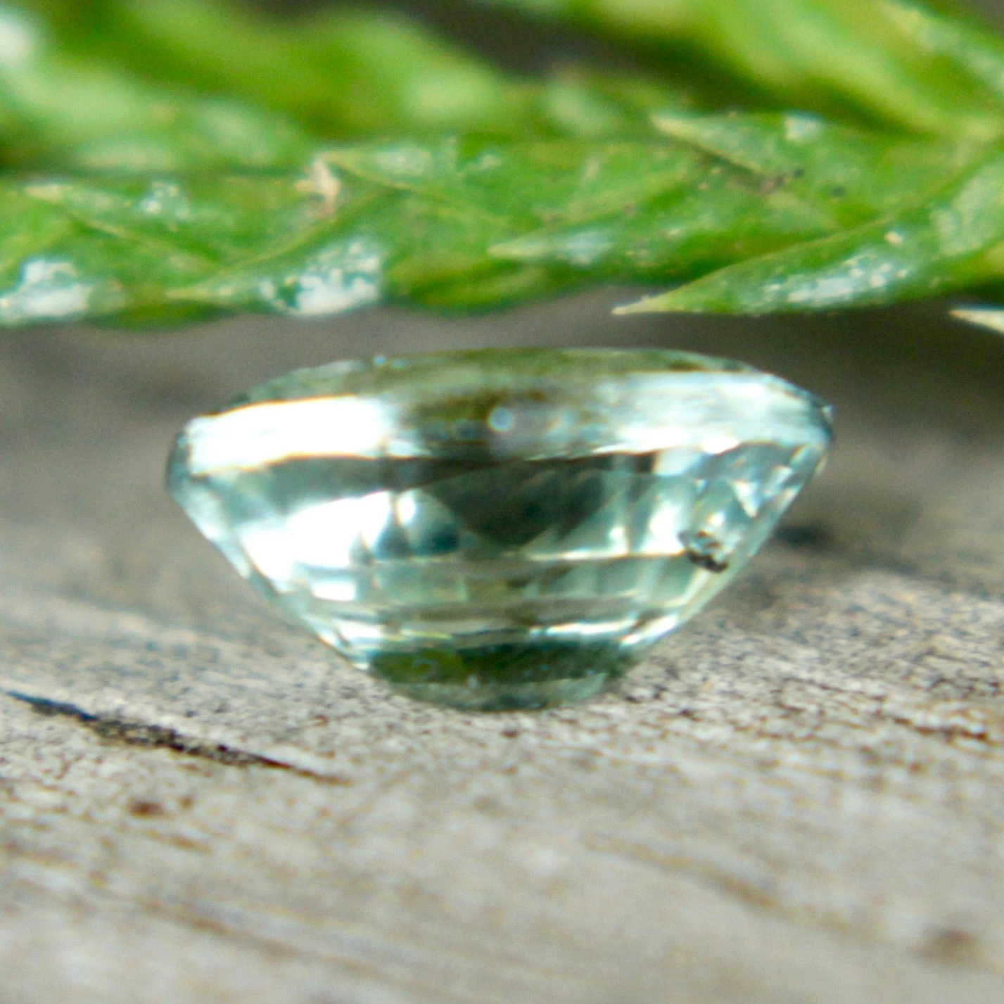 Natural Green Sapphire – 0.58 Carat Oval Cut 3 Natural Green Sapphire – 0.58 Carat Oval Cut - Image 3