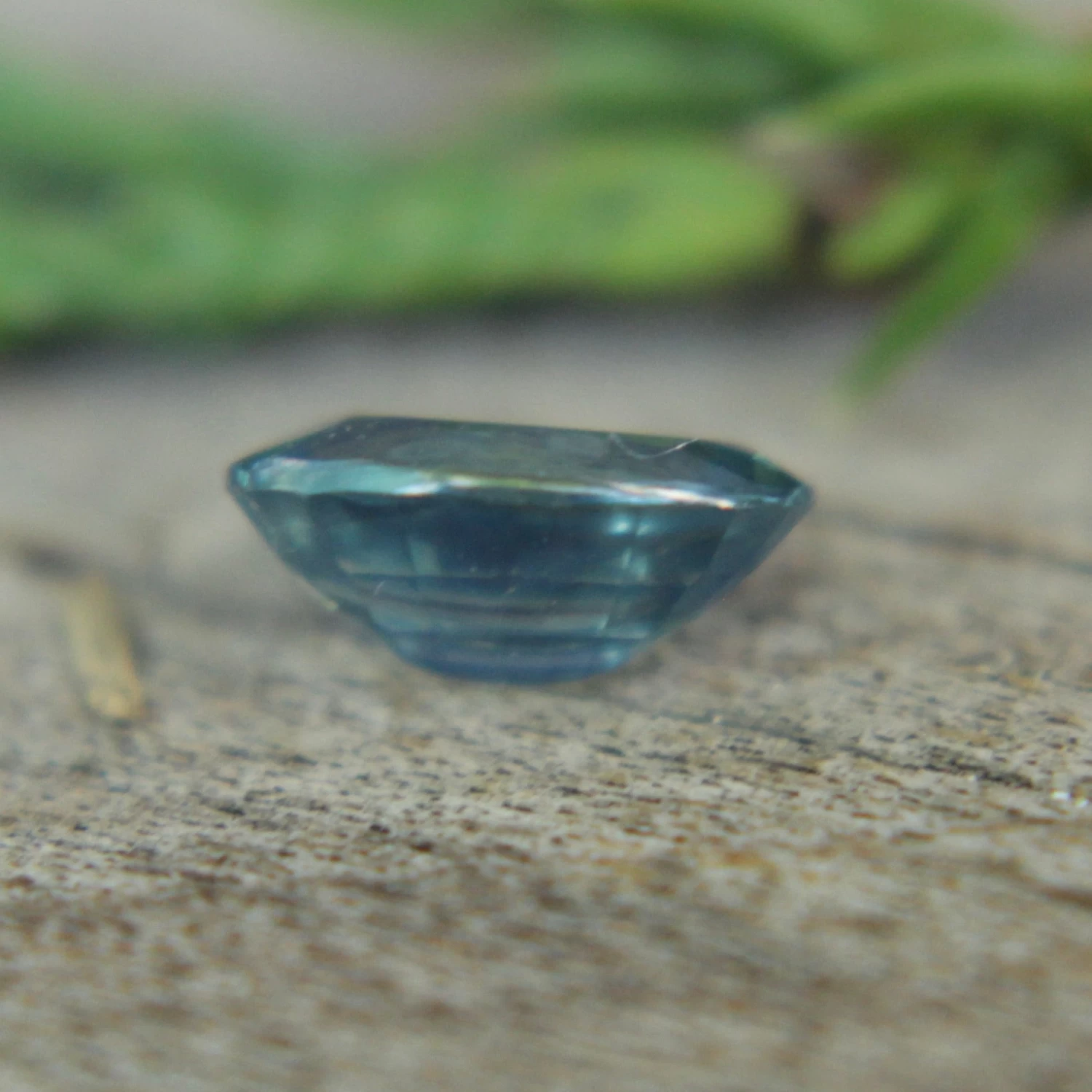 Natural Greenish Blue Sapphire – 0.70 Carat Oval Cut | Unheated Madagascar Gemstone 3 Natural Greenish Blue Sapphire – 0.70 Carat Oval Cut | Unheated Madagascar Gemstone - Image 3