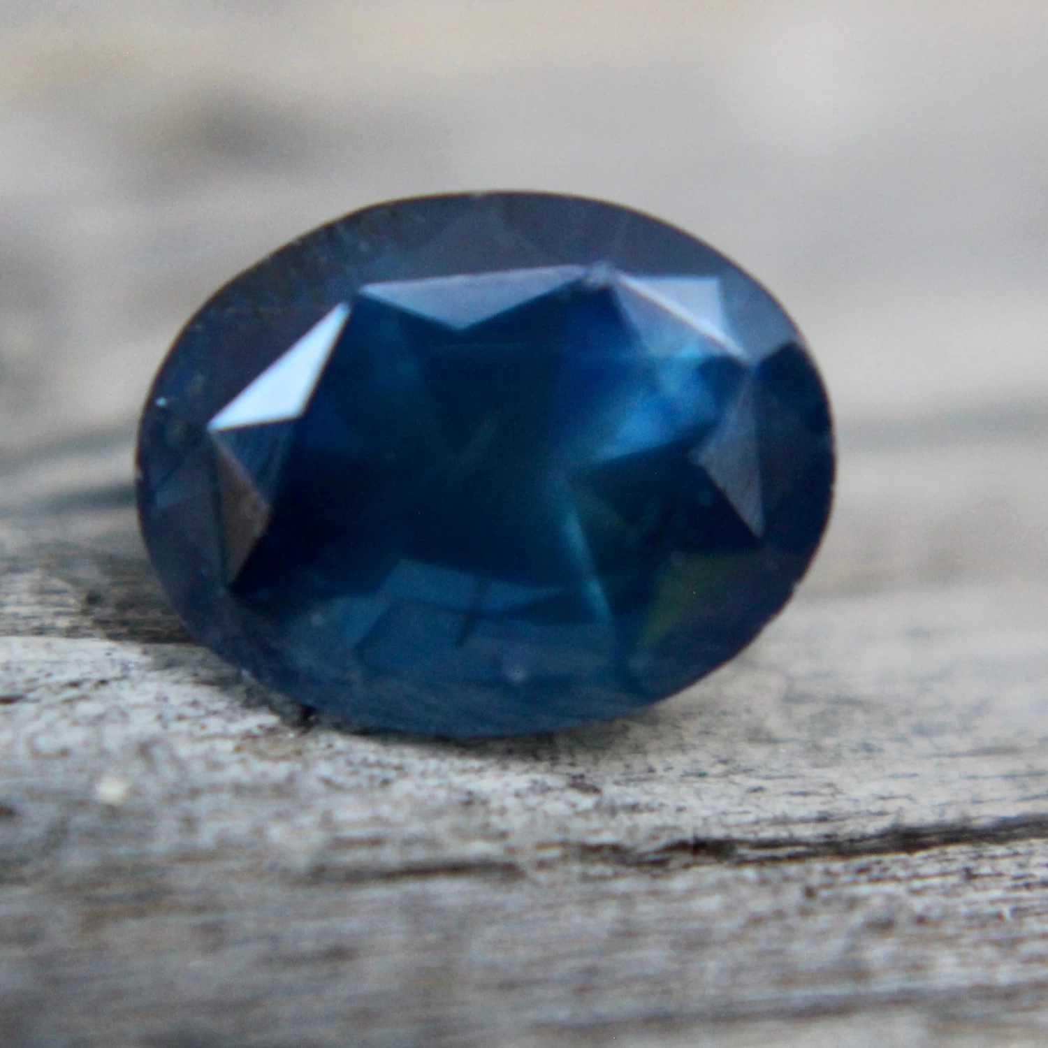 Natural Greenish BlueSapphire 4 Natural Greenish BlueSapphire - Image 4