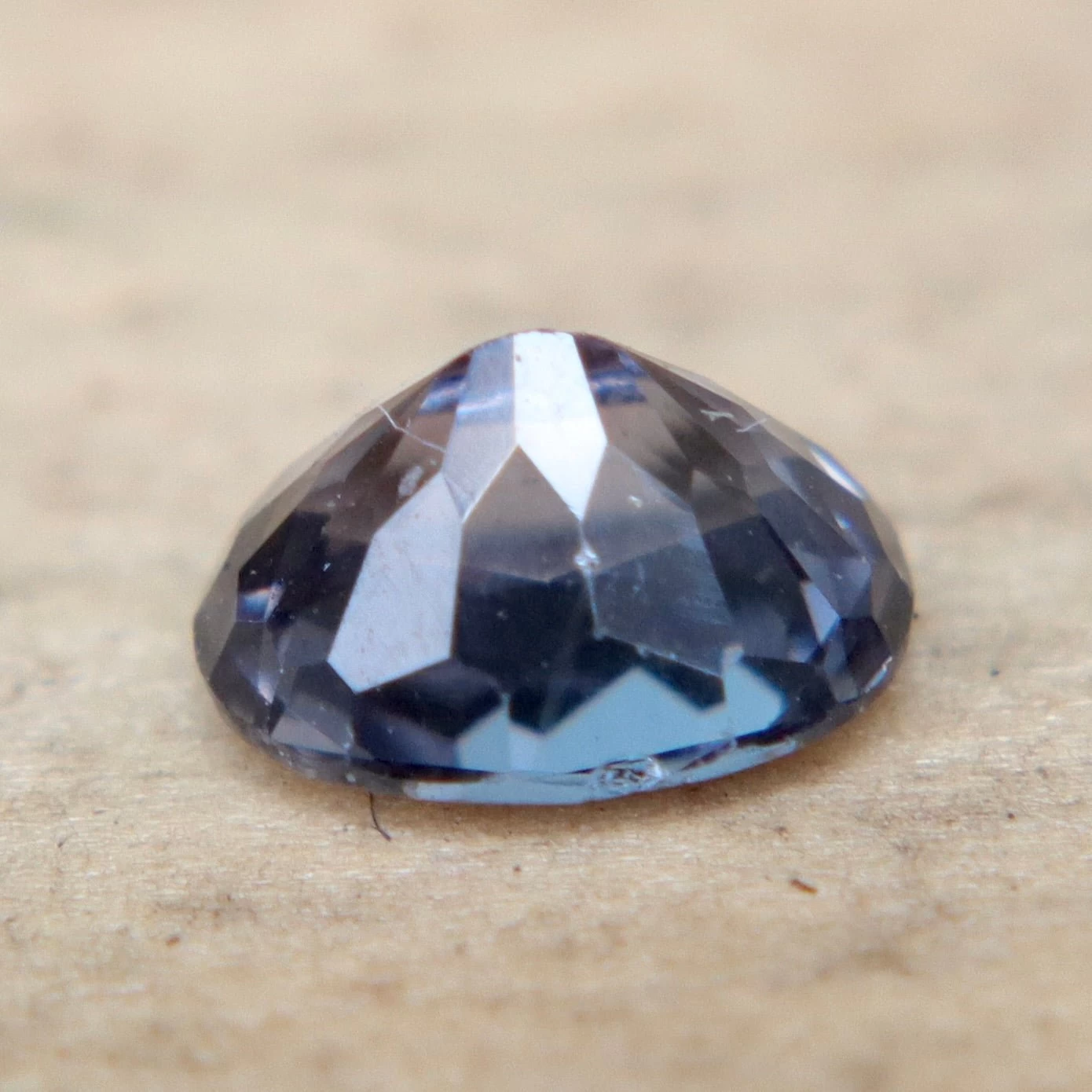 Natural Grey Spinel – 0.55 Carat (Ceylon Origin) 3 Natural Grey Spinel – 0.55 Carat (Ceylon Origin) - Image 3