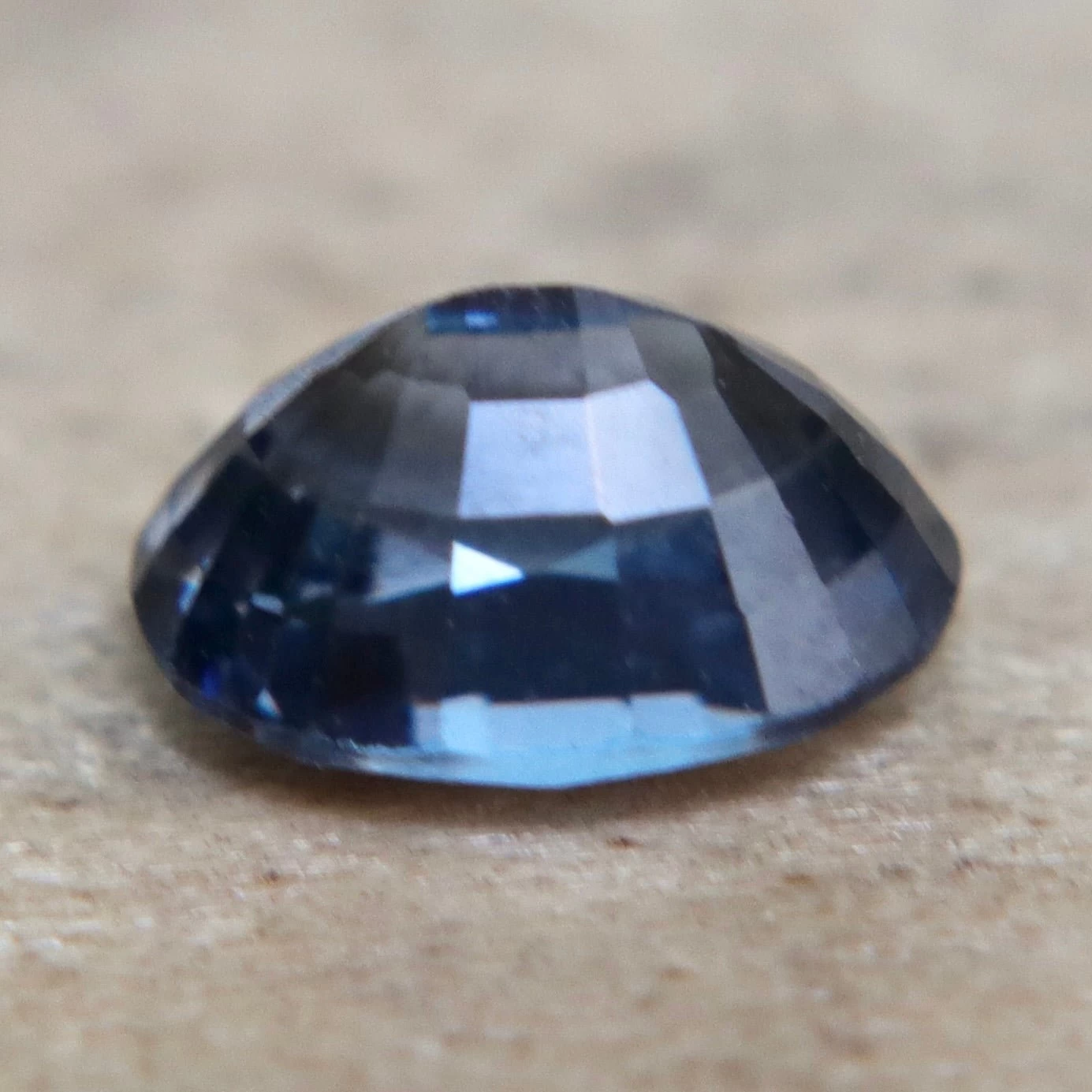 Natural Greyish Blue Spinel – 0.90 Carat (Unheated, Oval Cut) 2 Natural Greyish Blue Spinel – 0.90 Carat (Unheated, Oval Cut) - Image 2