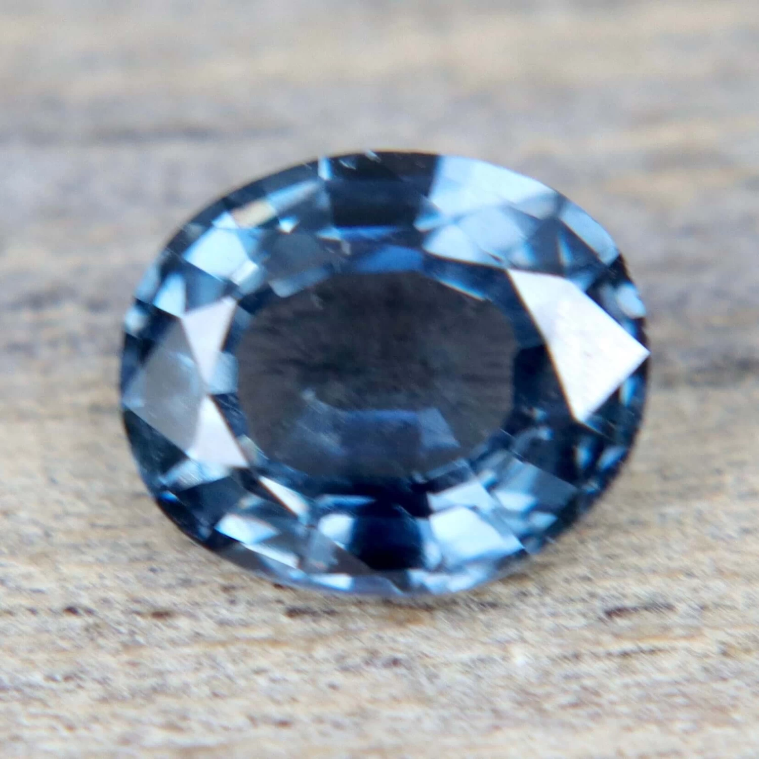 Natural Greyish Purple Spinel – 1.08 Carat (Untreated, Ceylon Origin) 3 Natural Greyish Purple Spinel – 1.08 Carat (Untreated, Ceylon Origin) - Image 3