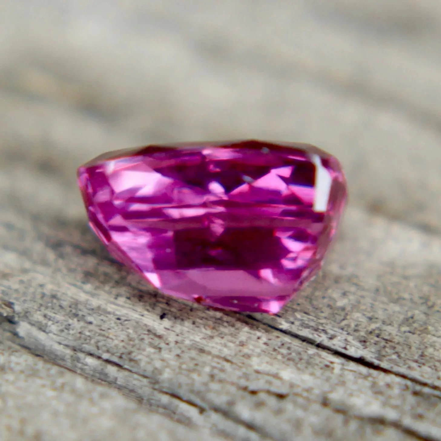 Natural Hot Pink Sapphire 3 Natural Hot Pink Sapphire - Image 3