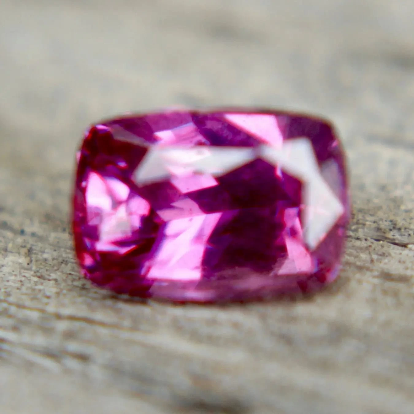 Natural Hot Pink Sapphire 7 Natural Hot Pink Sapphire - Image 7