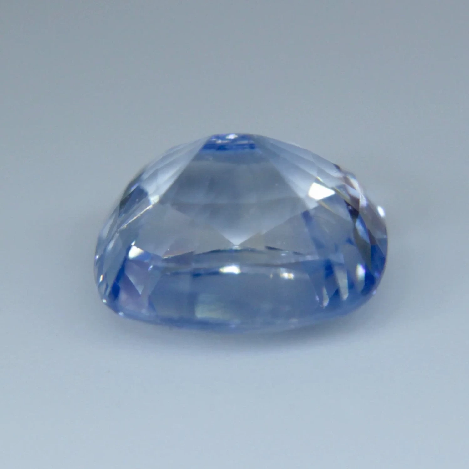 Natural Pale Blue Sapphire - 3.20 Carat 5 Natural Pale Blue Sapphire - 3.20 Carat - Image 5
