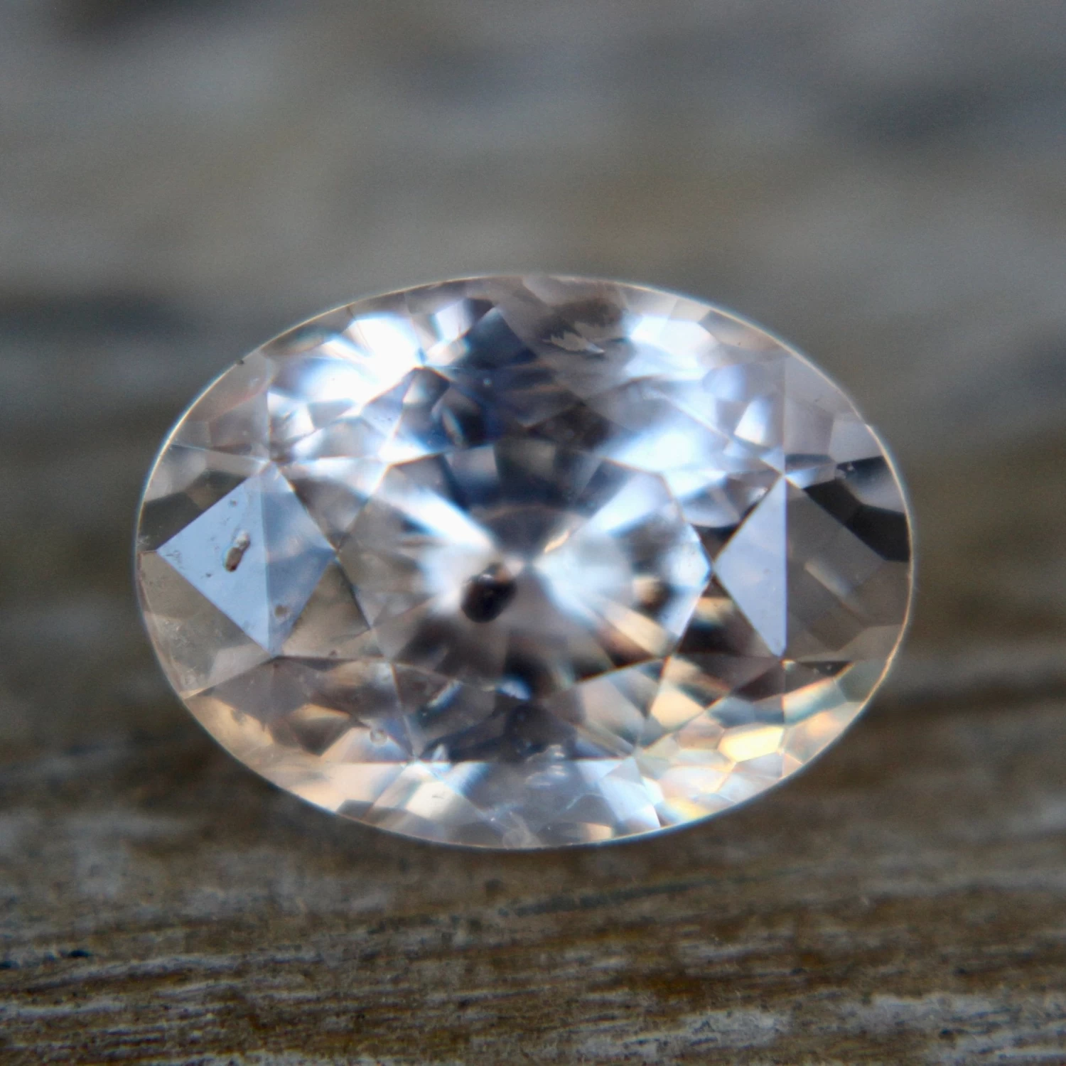 Natural Pale Pink Sapphire - 3.40 Carat 9 Natural Pale Pink Sapphire - 3.40 Carat - Image 9