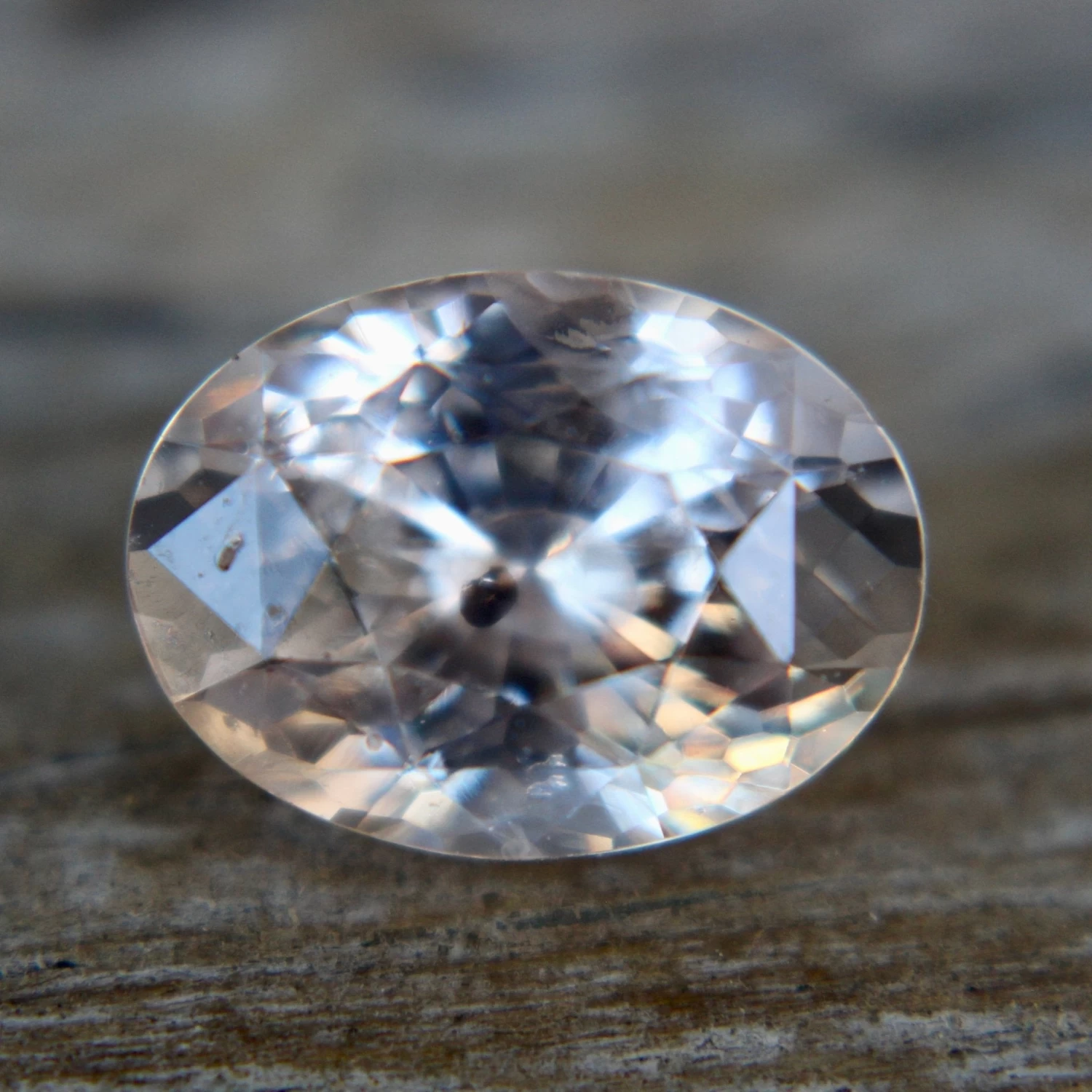 Natural Pale Pink Sapphire - 3.40 Carat 8 Natural Pale Pink Sapphire - 3.40 Carat - Image 8